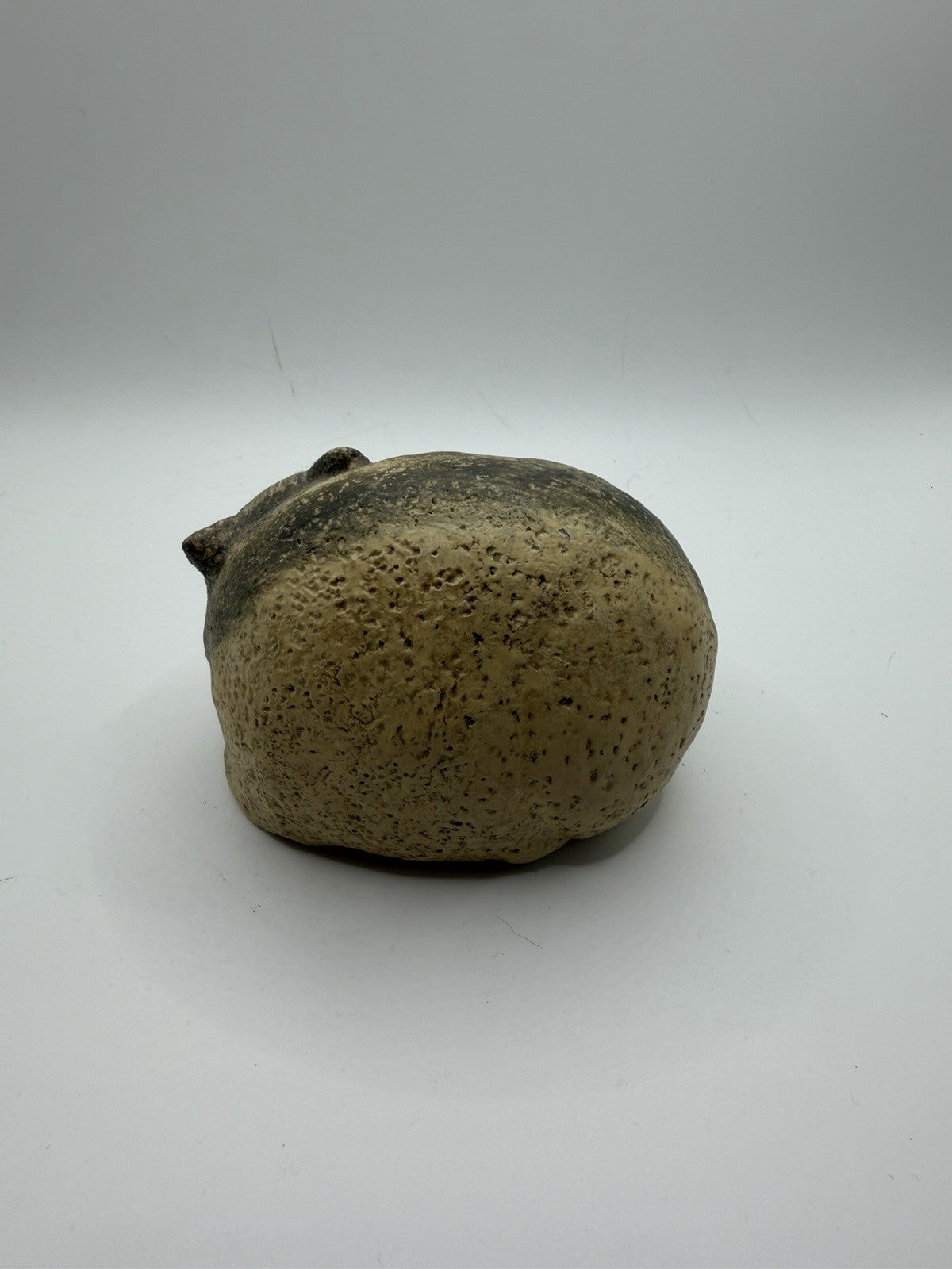 Ganz Resin Cat Figurine Sitting Curled Up Small Decorative Statue
