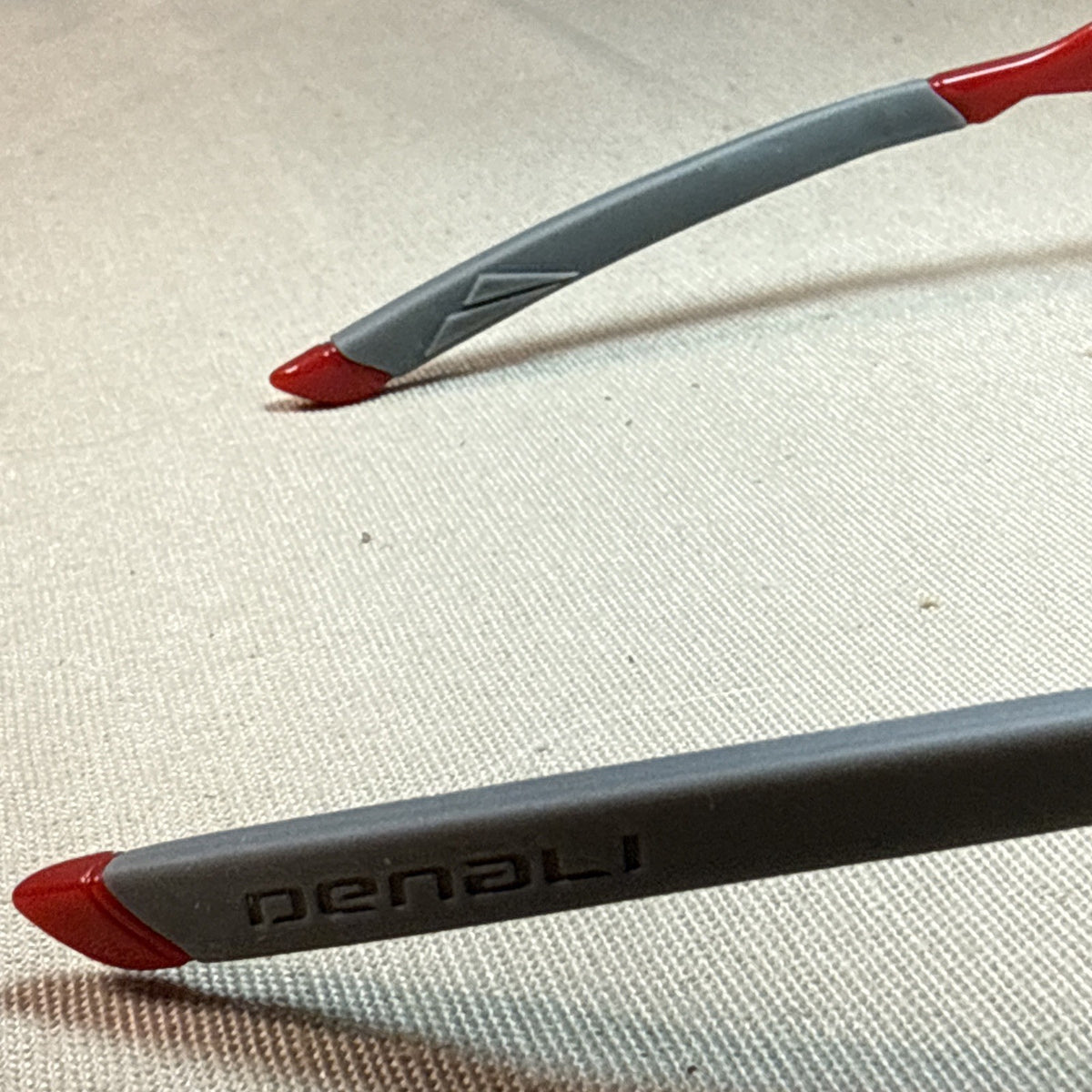 DENALI Elevation Sunglasses Red Gray Eyewear 58/15/135 Case New Sport Wrap Frame