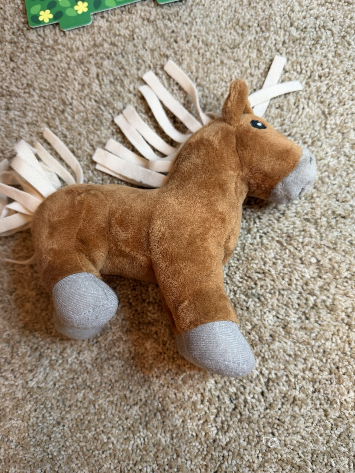 Melissa Doug Horse Show Plush Horse Figure Manual Kids Pretend Play Toy Set