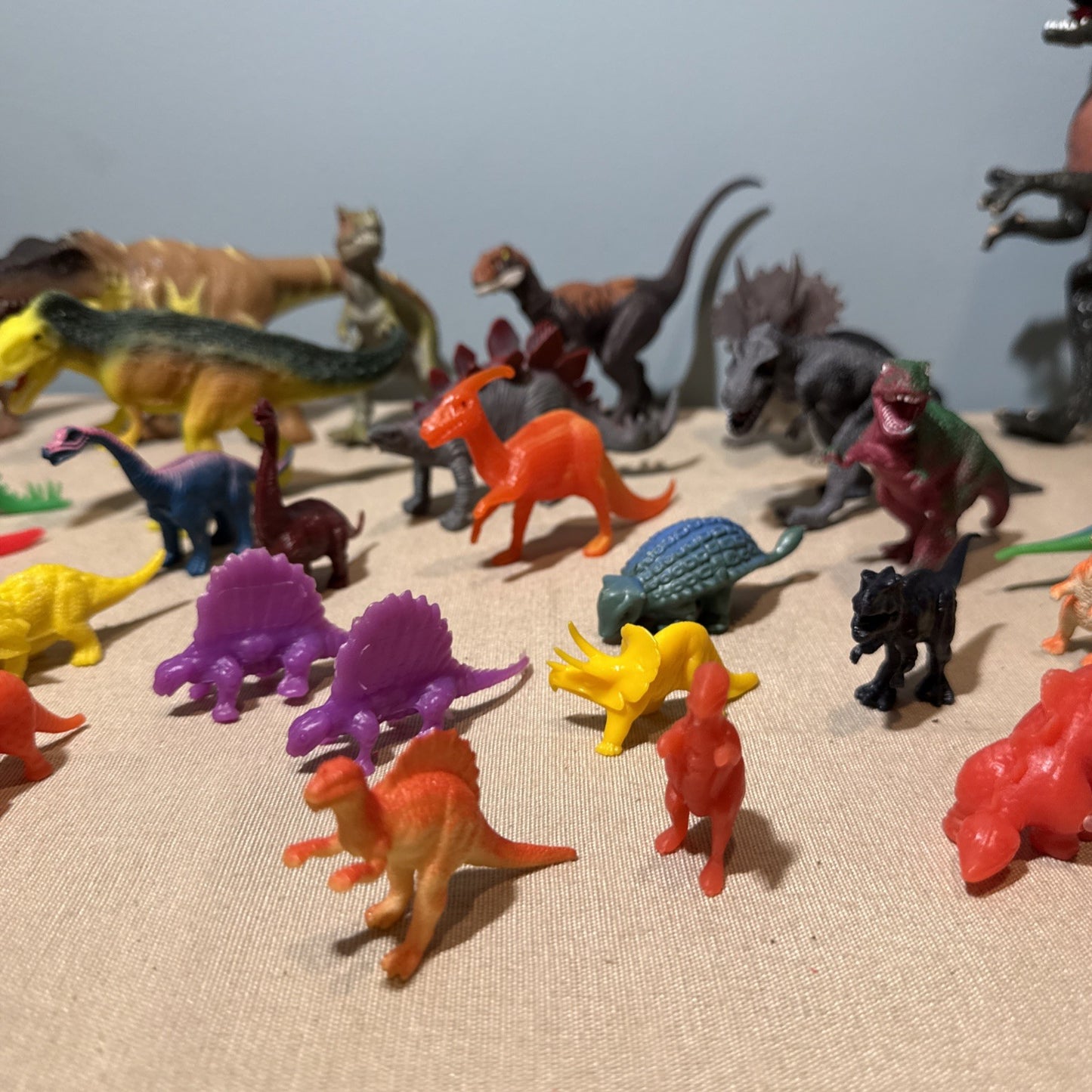 Toy Dinosaur Figure Lot 39 Vintage Modern Mixed Sizes Plastic Animals