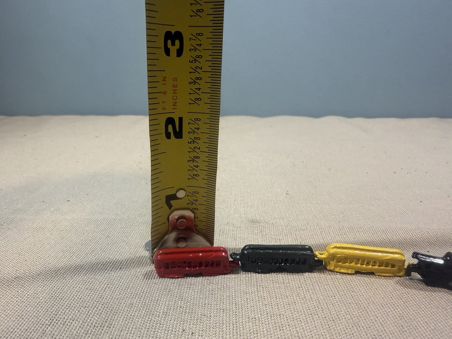 Vintage Dollhouse Miniature Metal Toy Train Set 1:12 Scale 4 Piece