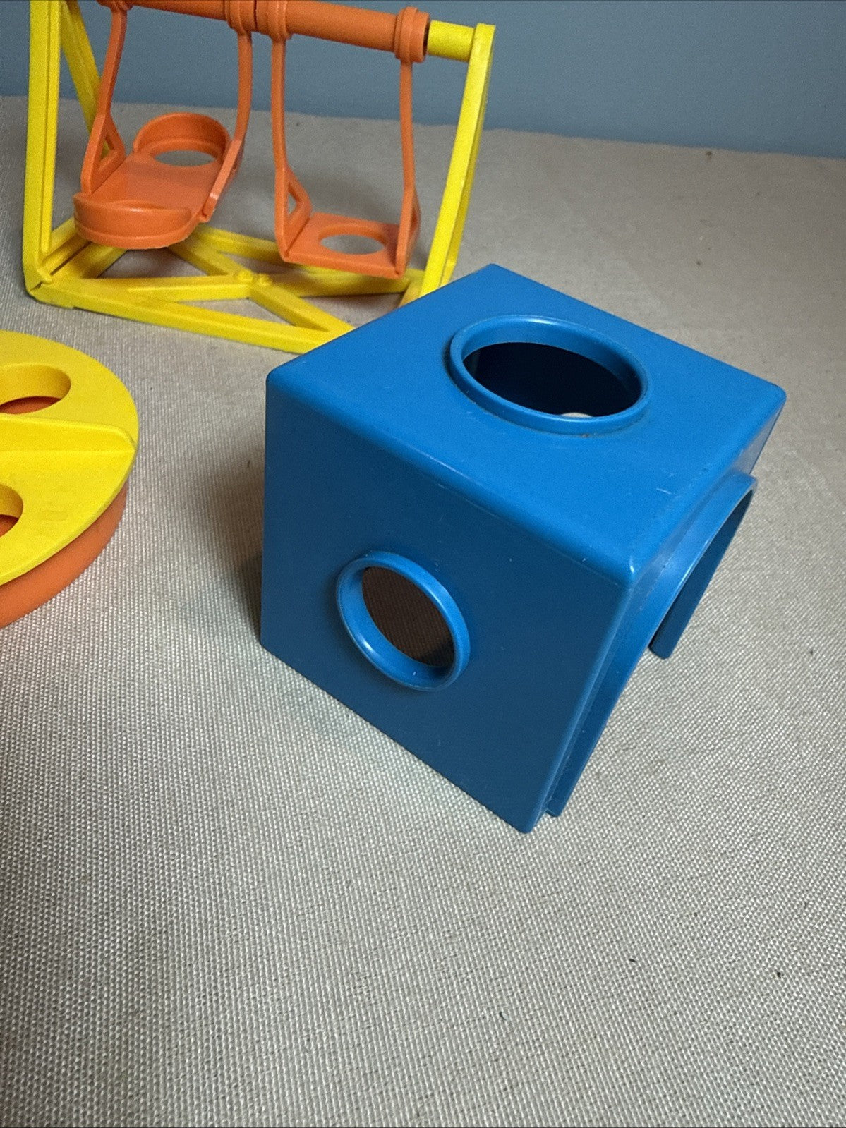Vintage Fisher Price Little People Playground with RARE Blue Cube #2525 COMPLETE