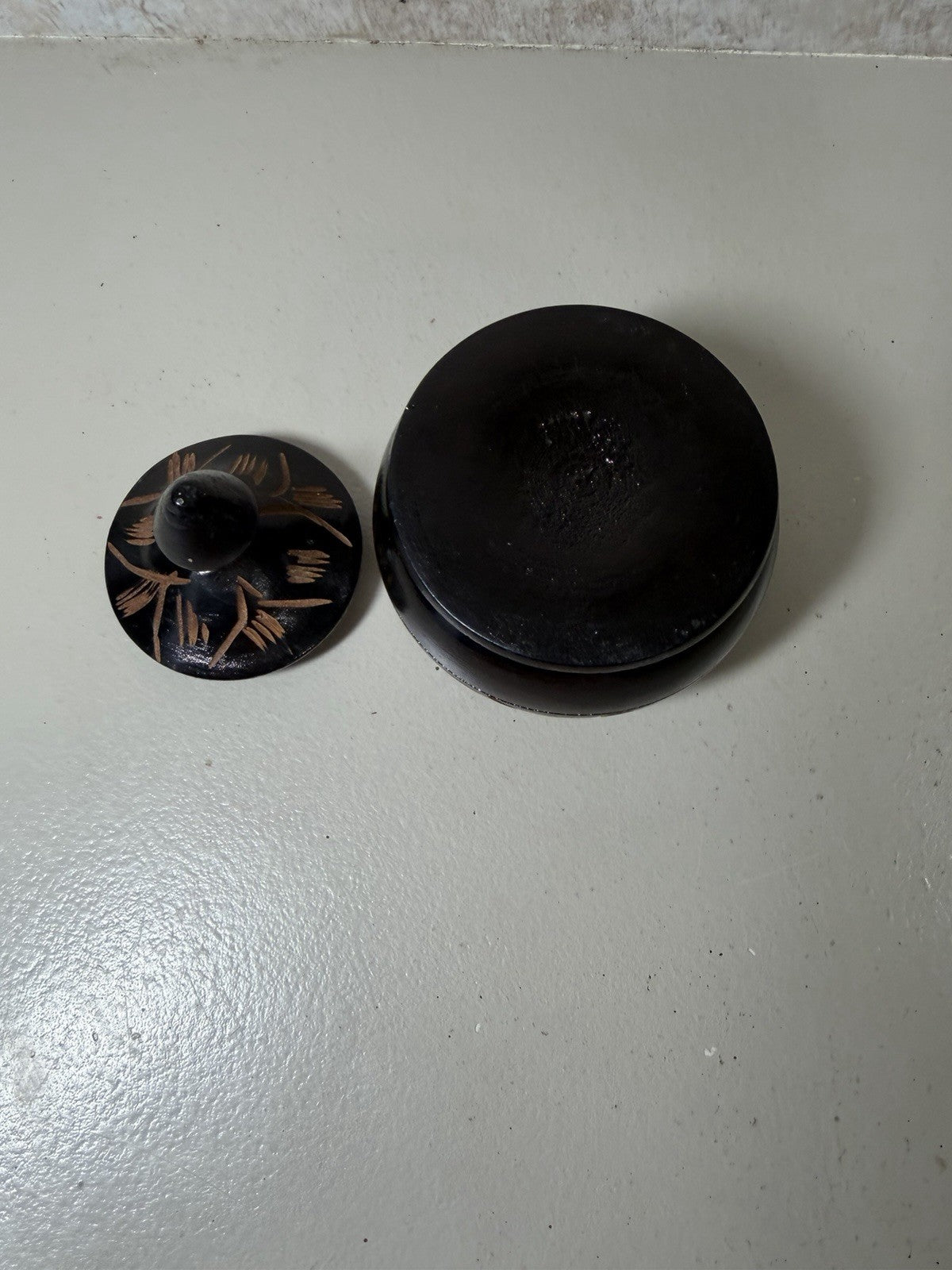 Vintage Hand Carved Wood Trinket Bowl Stash Box Lid Floral Etched Black 3"x3"