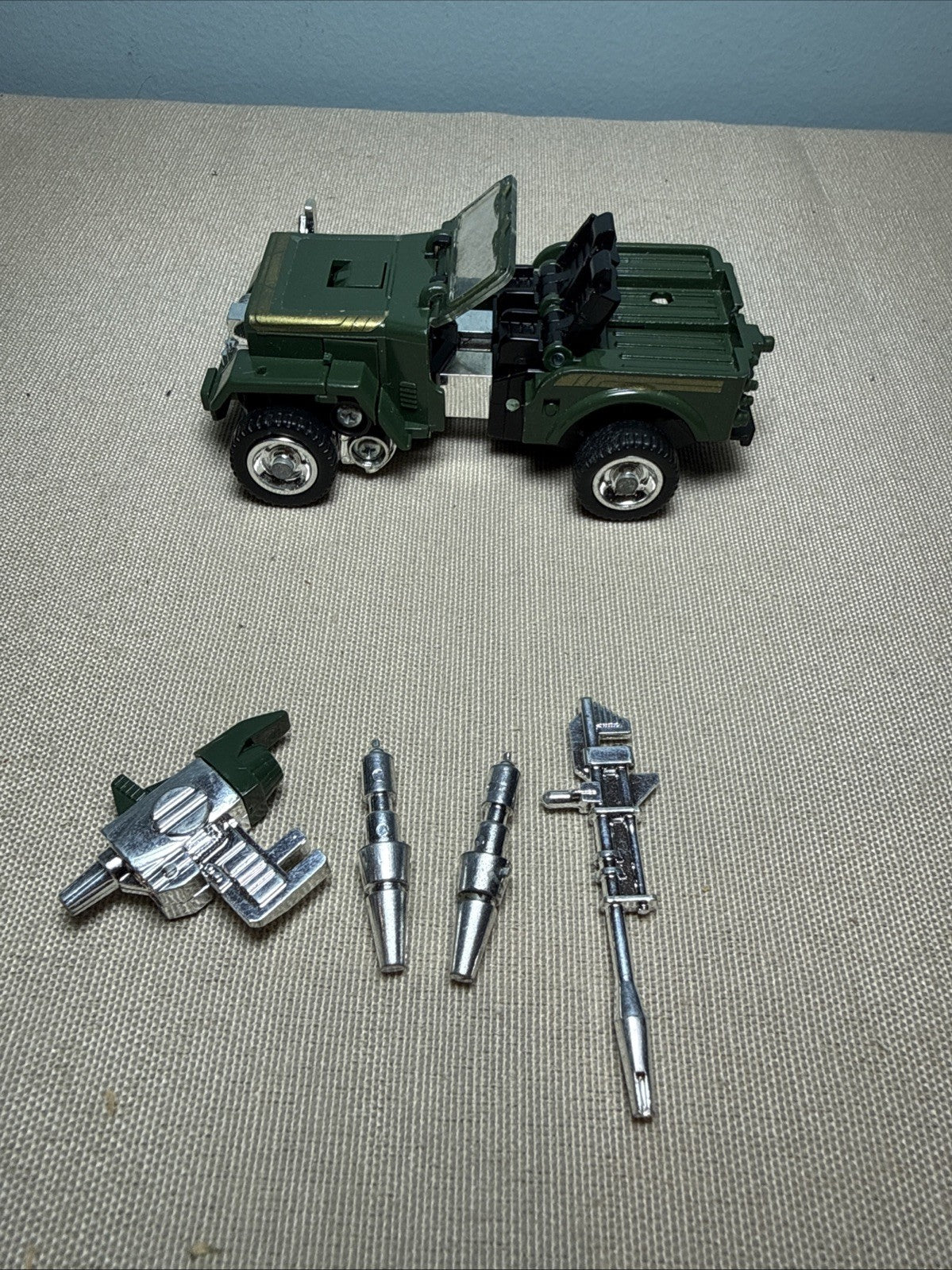 Vintage Hasbro Transformers G1 Hound Jeep Figure Original - 90% Complete