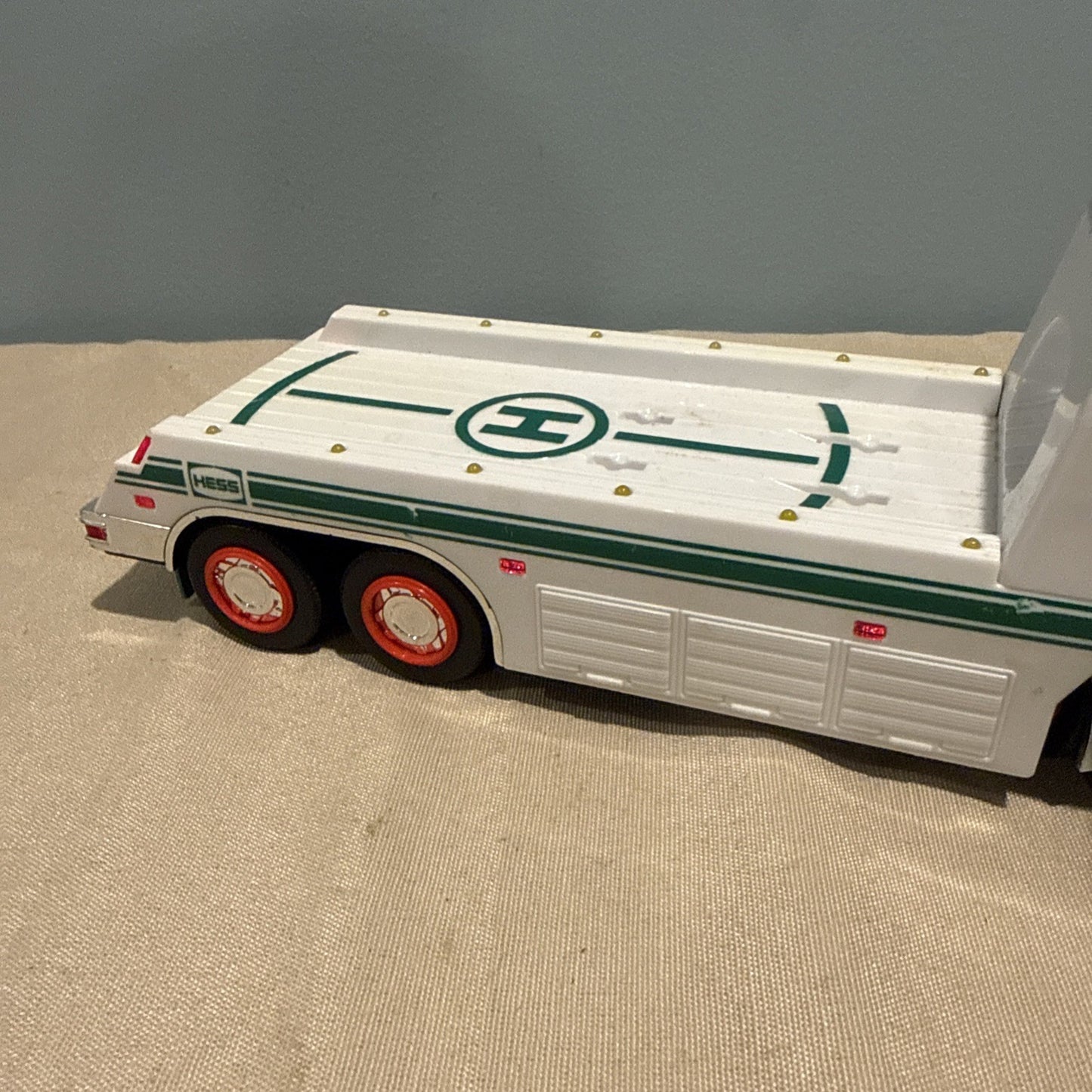 Hess Toy Truck Trailer 2006 Lights Works No Helicopter Incomplete