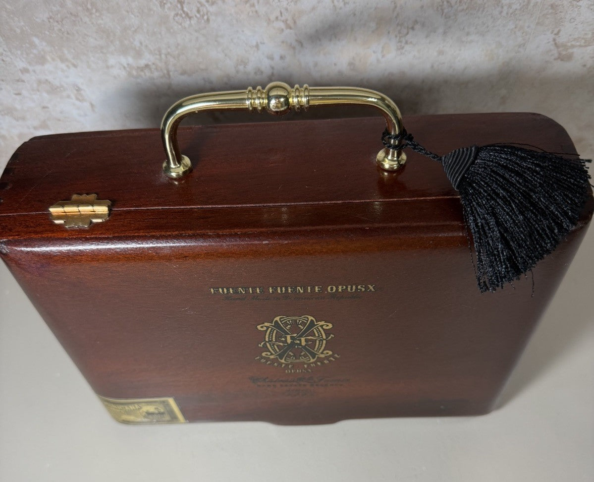 Arturo Fuente OpusX Chateau Rare Estate Reserve Wood Cigar Box Briefcase Handle