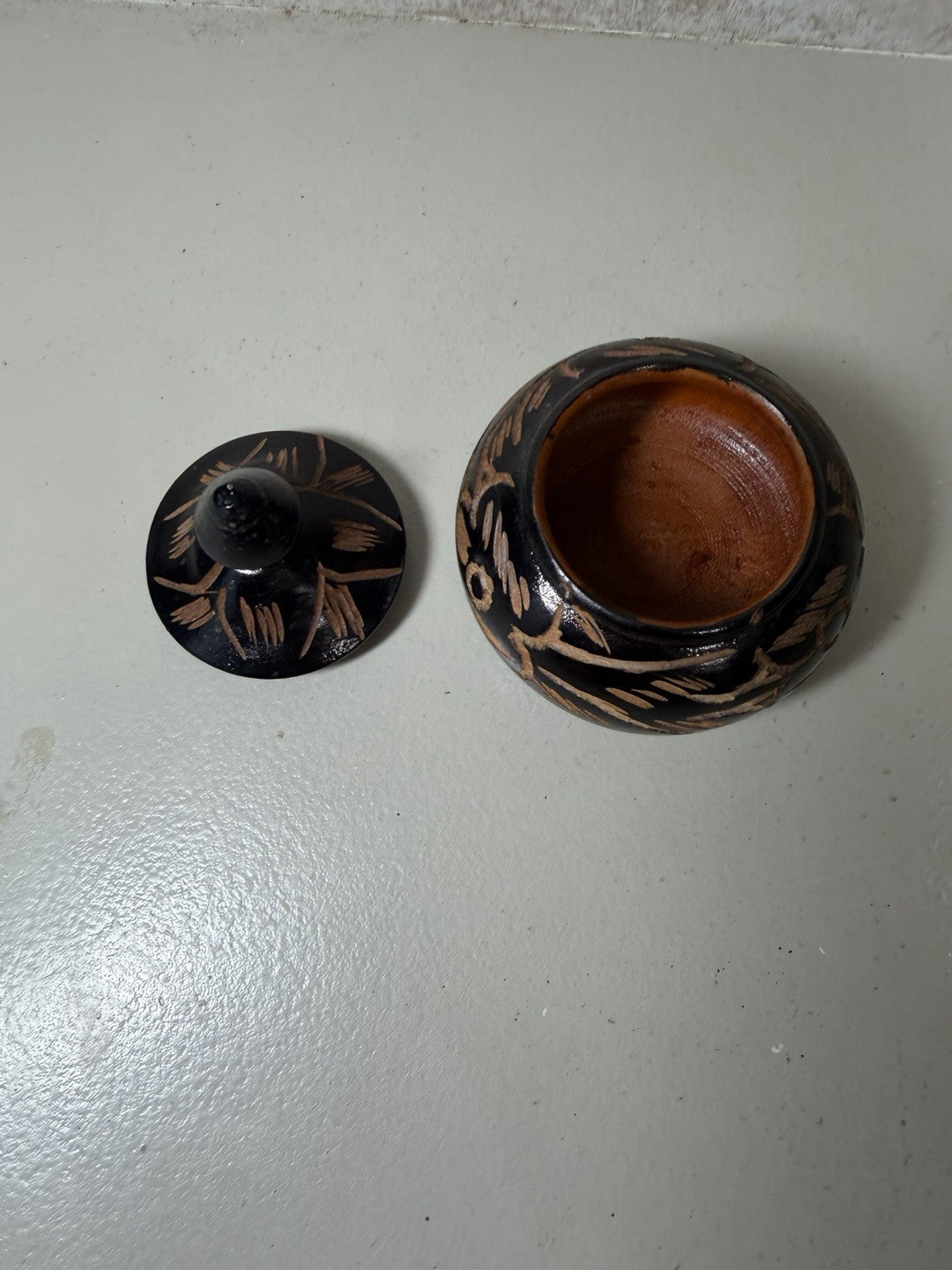 Vintage Hand Carved Wood Trinket Bowl Stash Box Lid Floral Etched Black 3"x3"