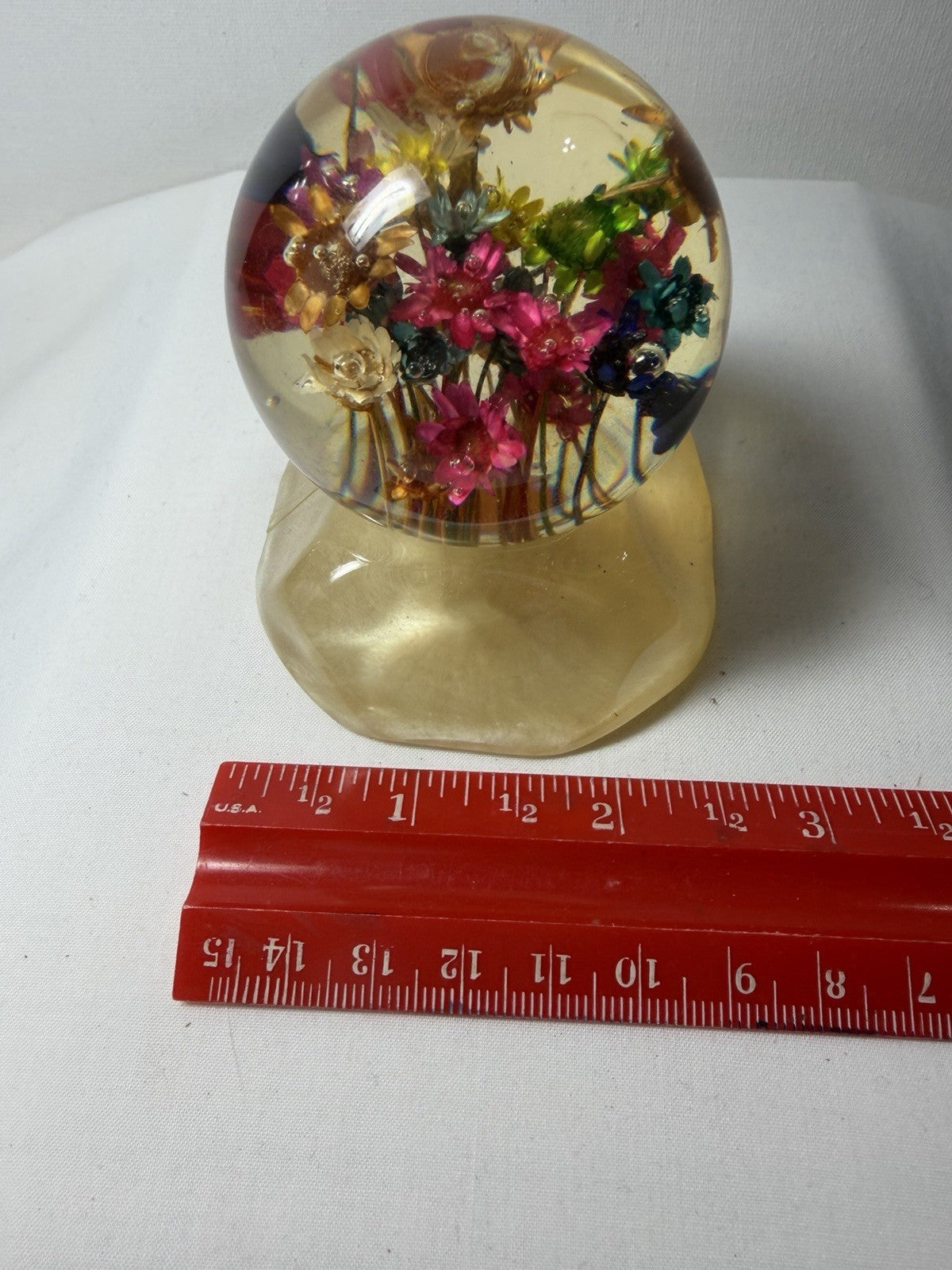 Vintage Daisyglas Lucite Acrylic Paperweight Ball Dry Flowers 1950s 1960s 2.5"
