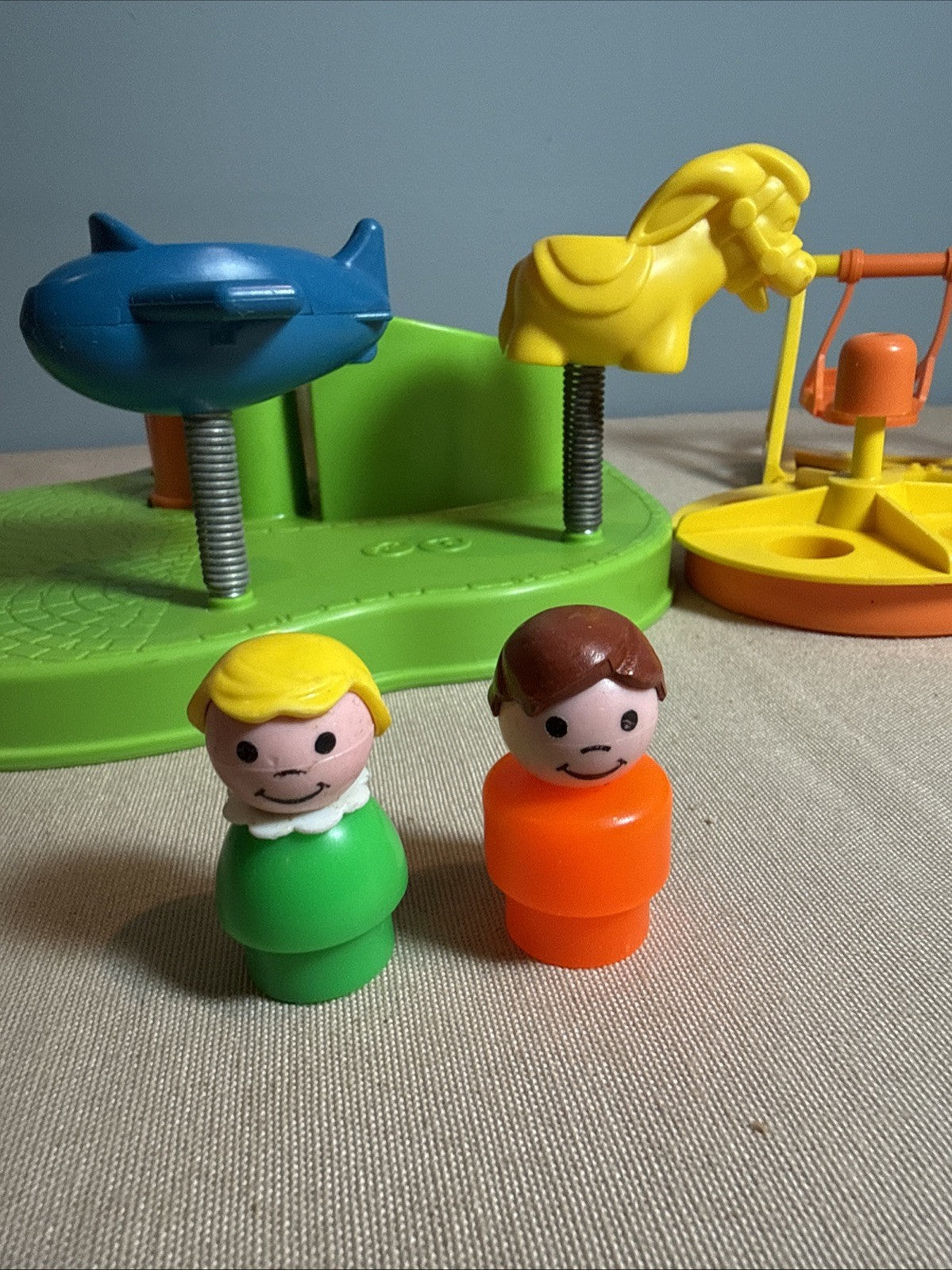 Vintage Fisher Price Little People Playground with RARE Blue Cube #2525 COMPLETE