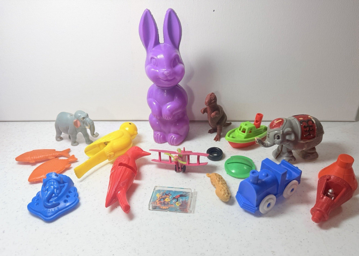 Vintage Plastic Toy Lot Cracker Jack Cereal Premiums Ramp Walker Pocket Game