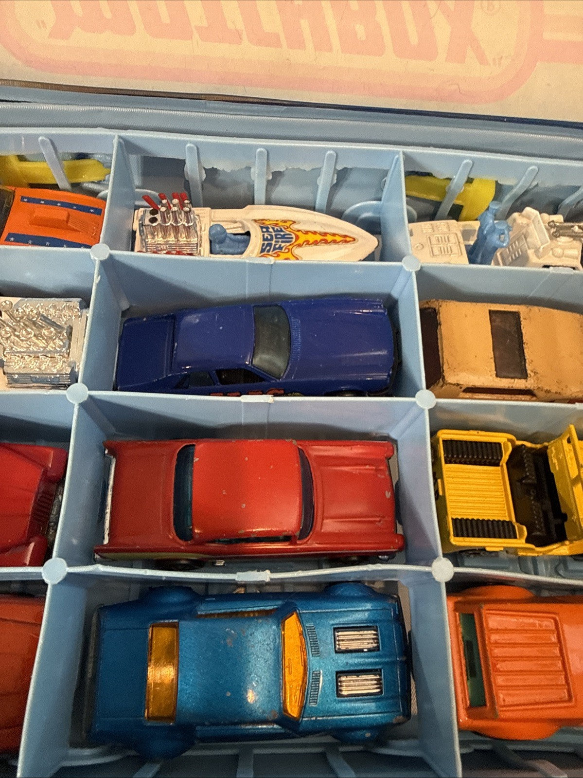 Vintage Matchbox Superfast Off The Road Carry Case Gift Set w/12 Cars 1970s
