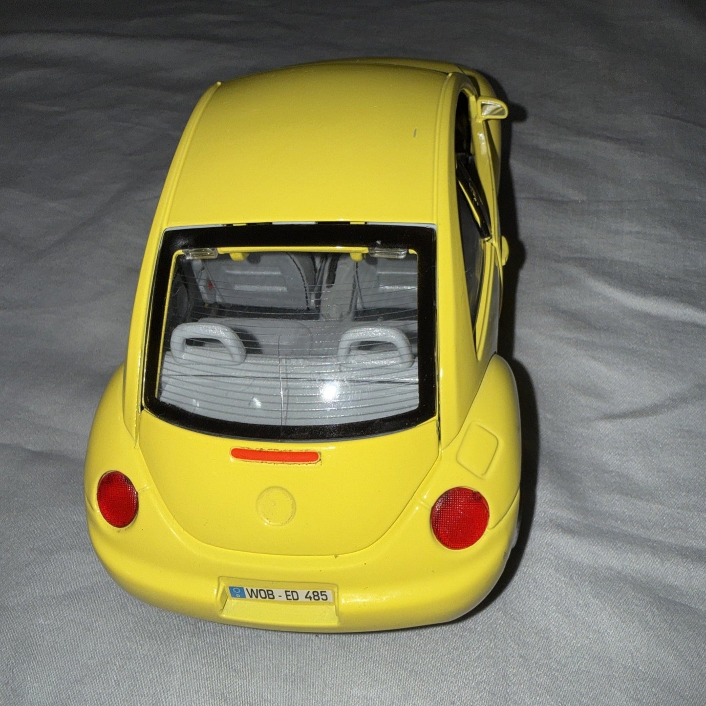 1998 Volkswagen Beetle Yellow 1 18 Diecast Bburago Gold Collection Italy
