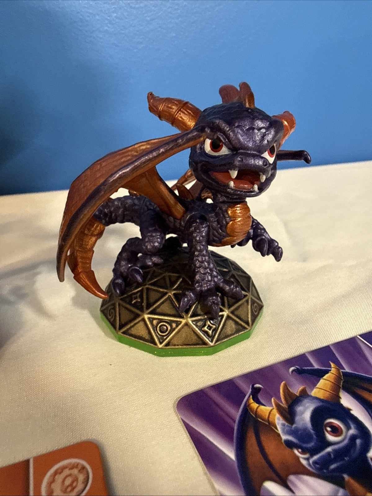 Skylanders Activision Spyros Adventure Bundle of 9 Figures w Collectable Cards