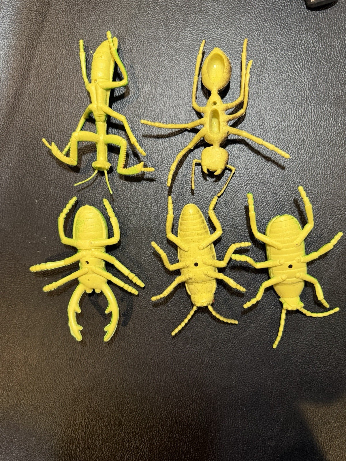 Large NWT Plastic Insect Toys Figures Bug Assortment Ant Mantis Beetle 60+ pc