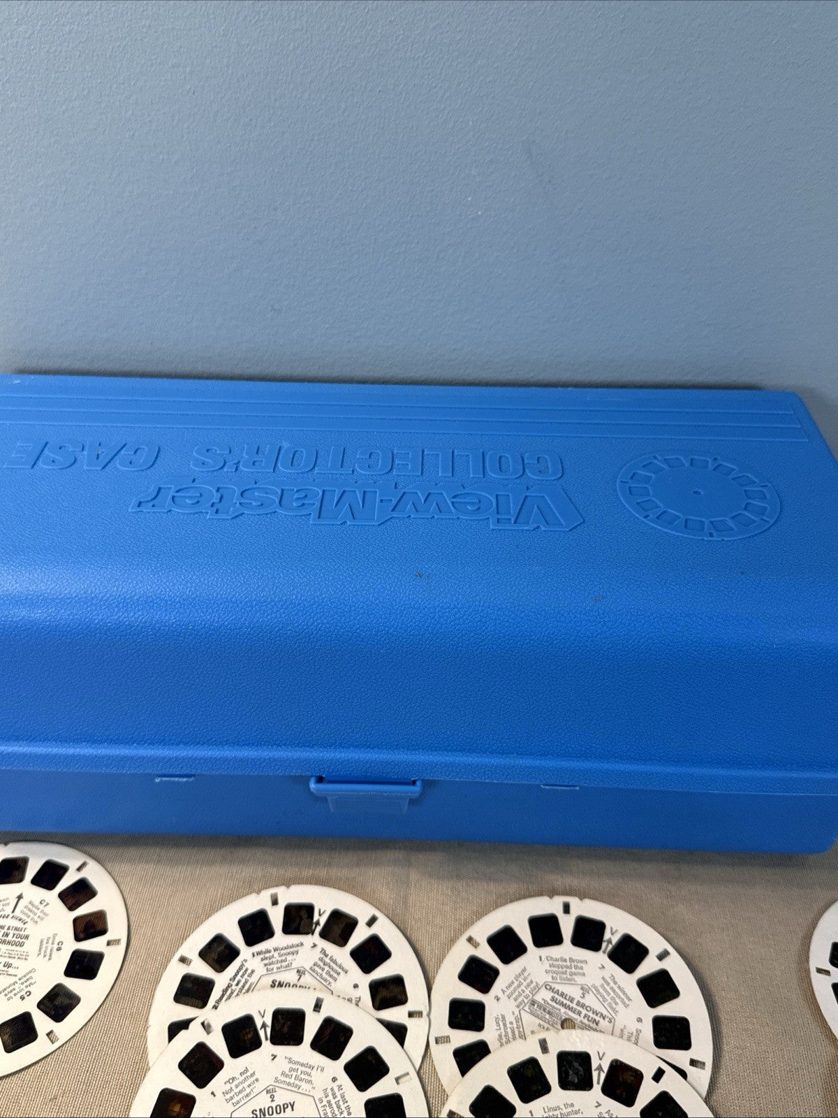 Vintage View Master Blue Collector’s Case 3 Red View Master 3D & 39 Reels
