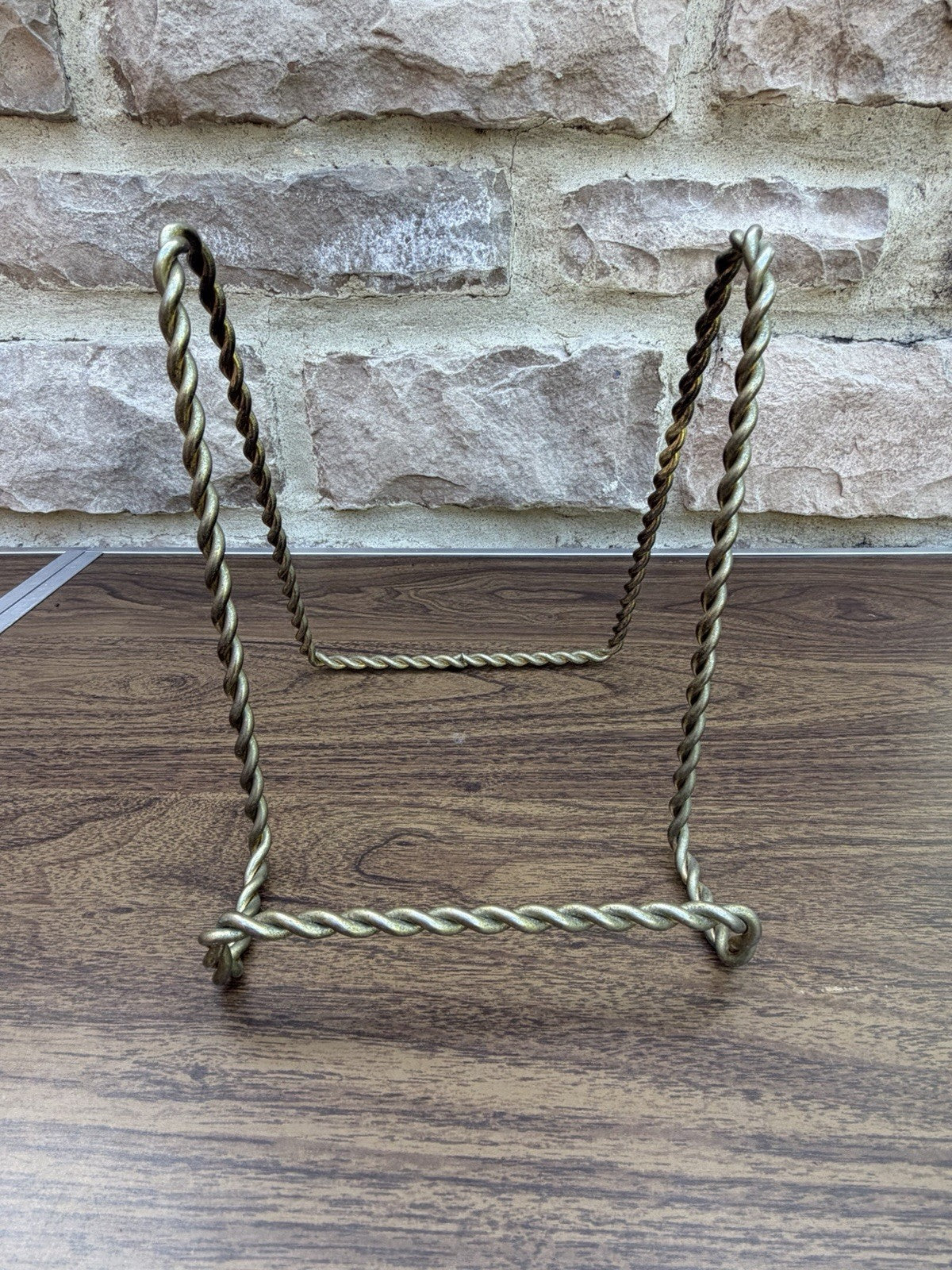 LOT 3 Twisted Metal Easel Plate Holder Stand Display Photo Book Picture Art