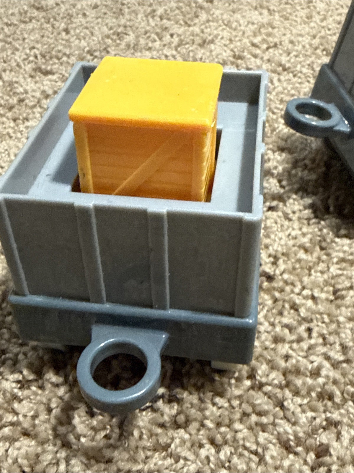 2006 TOMY Thomas The Train and Troublesome Trucks Pull Along Toy w/Sounds