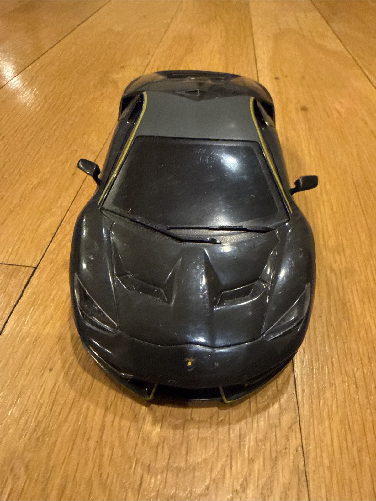 2017 1:24 Lamborghini Centrantrio friction powered toy car, works, black