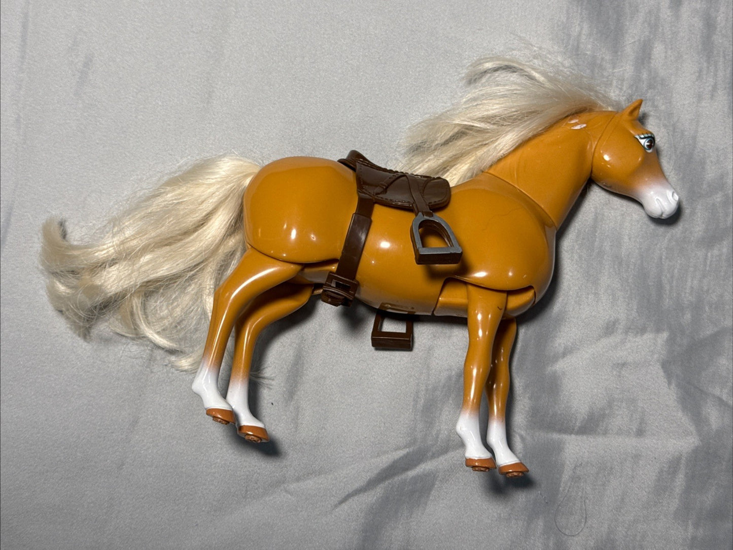 1997 Vintage Mattel Barbie Walking Horse With Saddle, Neck Bends