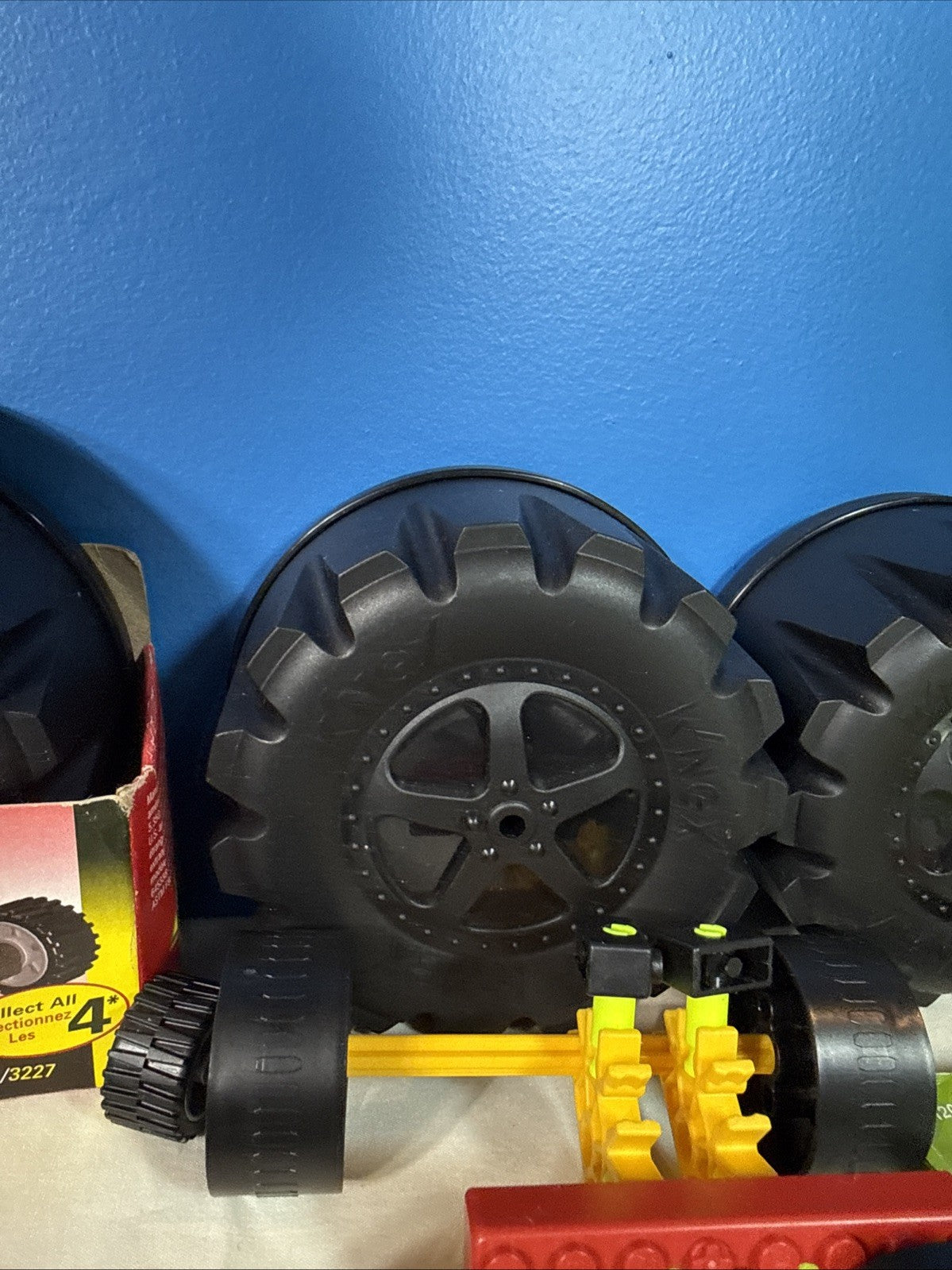 KNEX Random Mixed Replacement Parts Racers Wheels Instructions Bulk Building Lot