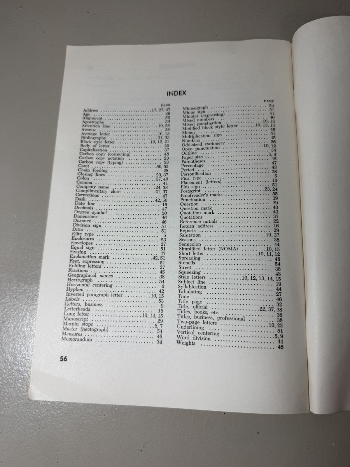 Reference Manual Stenographers Typists Gavin Hutchinson 1956 McGraw Hill 2nd Ed