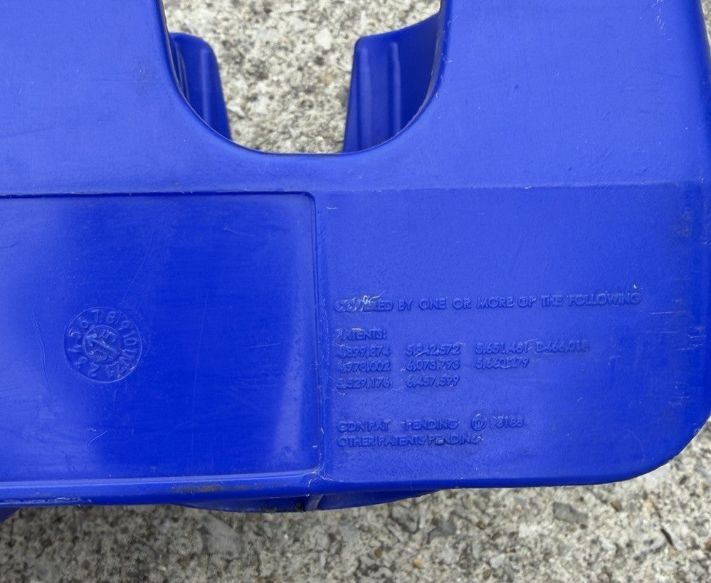 Vintage G&J Pepsi Cola Blue Plastic 2 Liter Soda Bottle Carrier Castle Crate