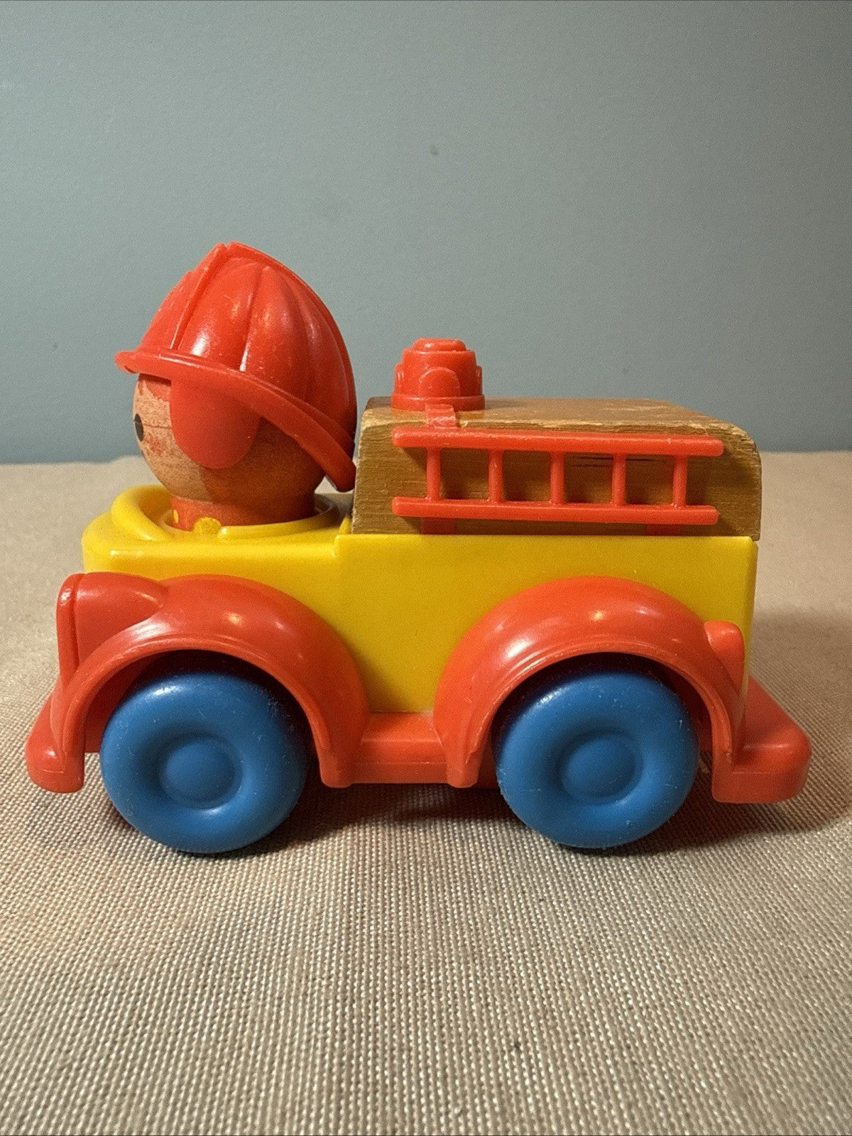 Vintage 1975 Mattel Power Putt Putt Fire Truck 9229 Hardwood Preschool Toy NOS