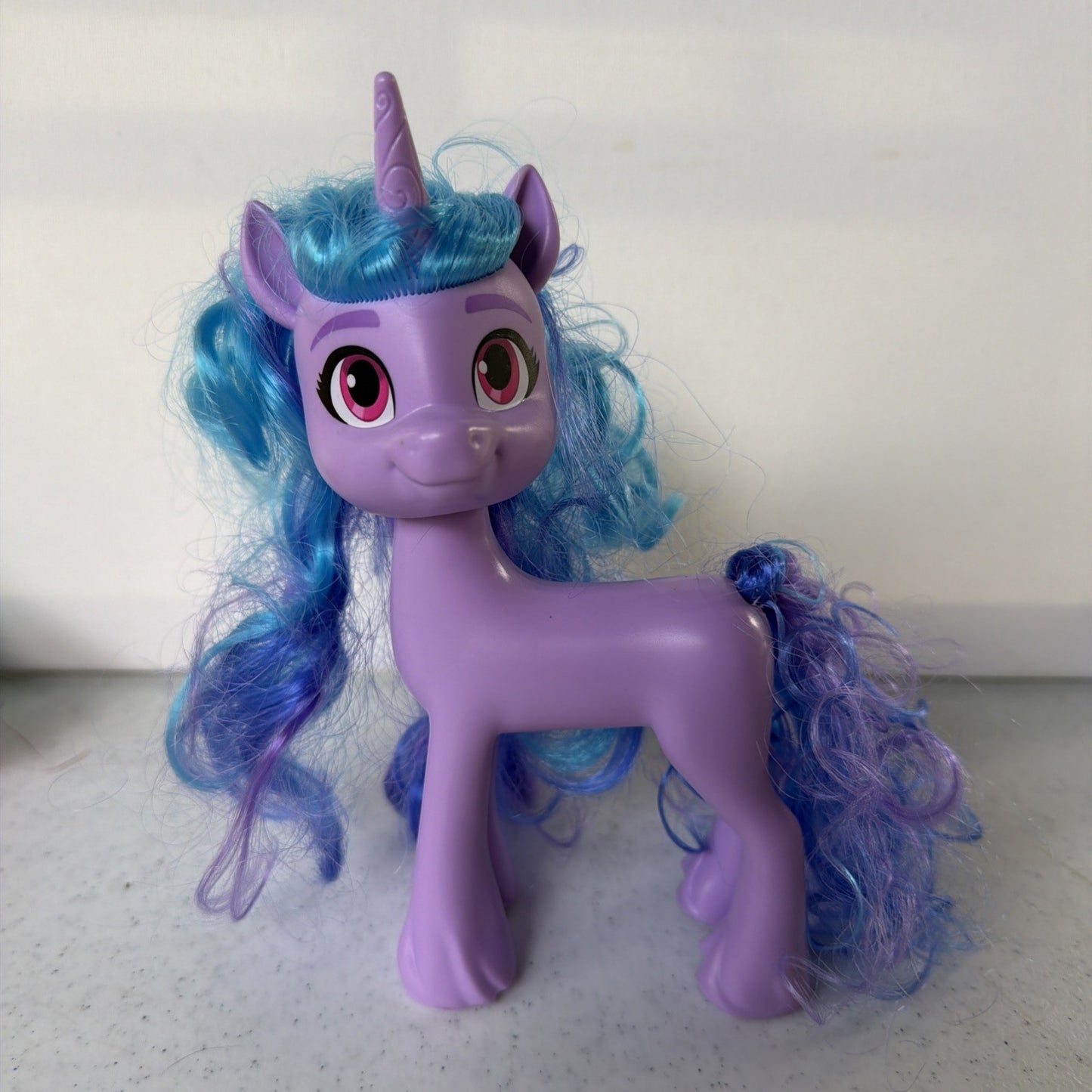 My Little Pony G4 G5 Mixed Pony Lot Izzy Moonbow Applejack Pinkie Pie Brushable