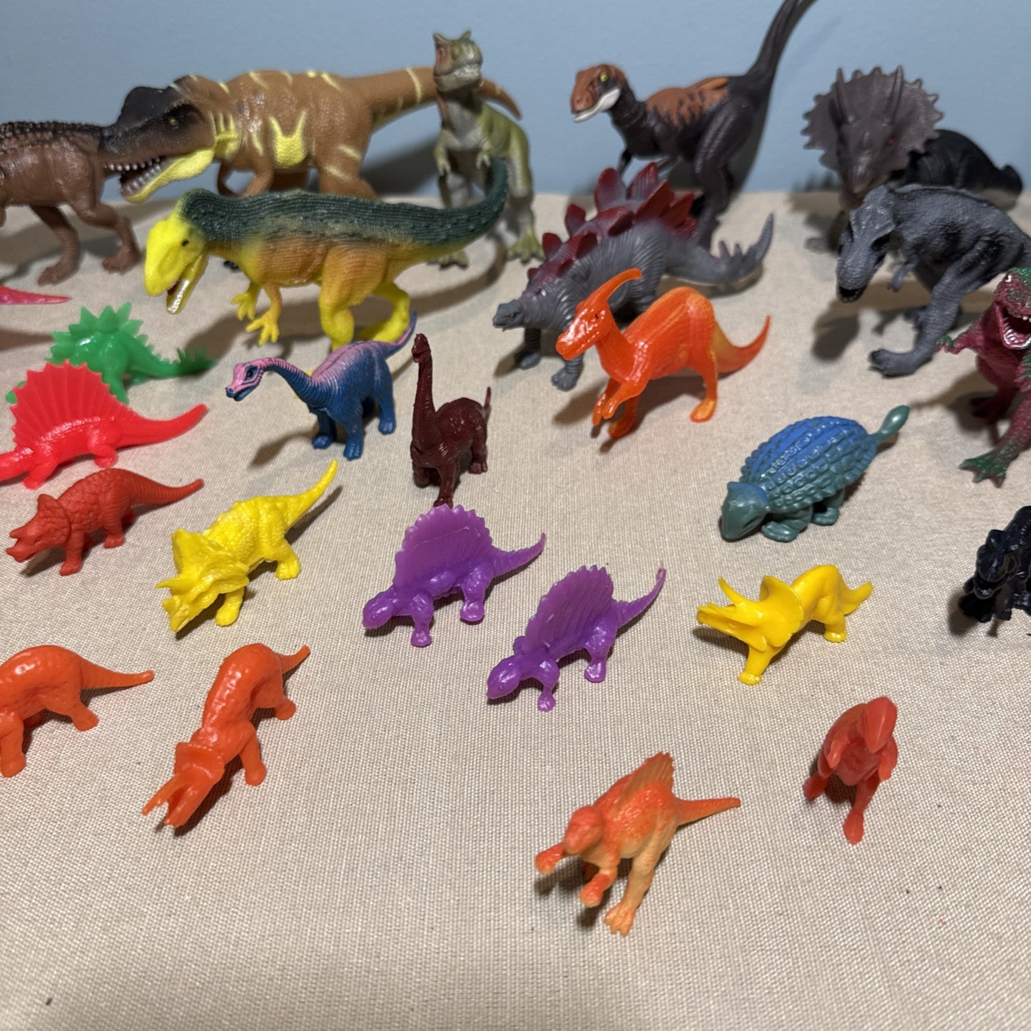 Toy Dinosaur Figure Lot 39 Vintage Modern Mixed Sizes Plastic Animals