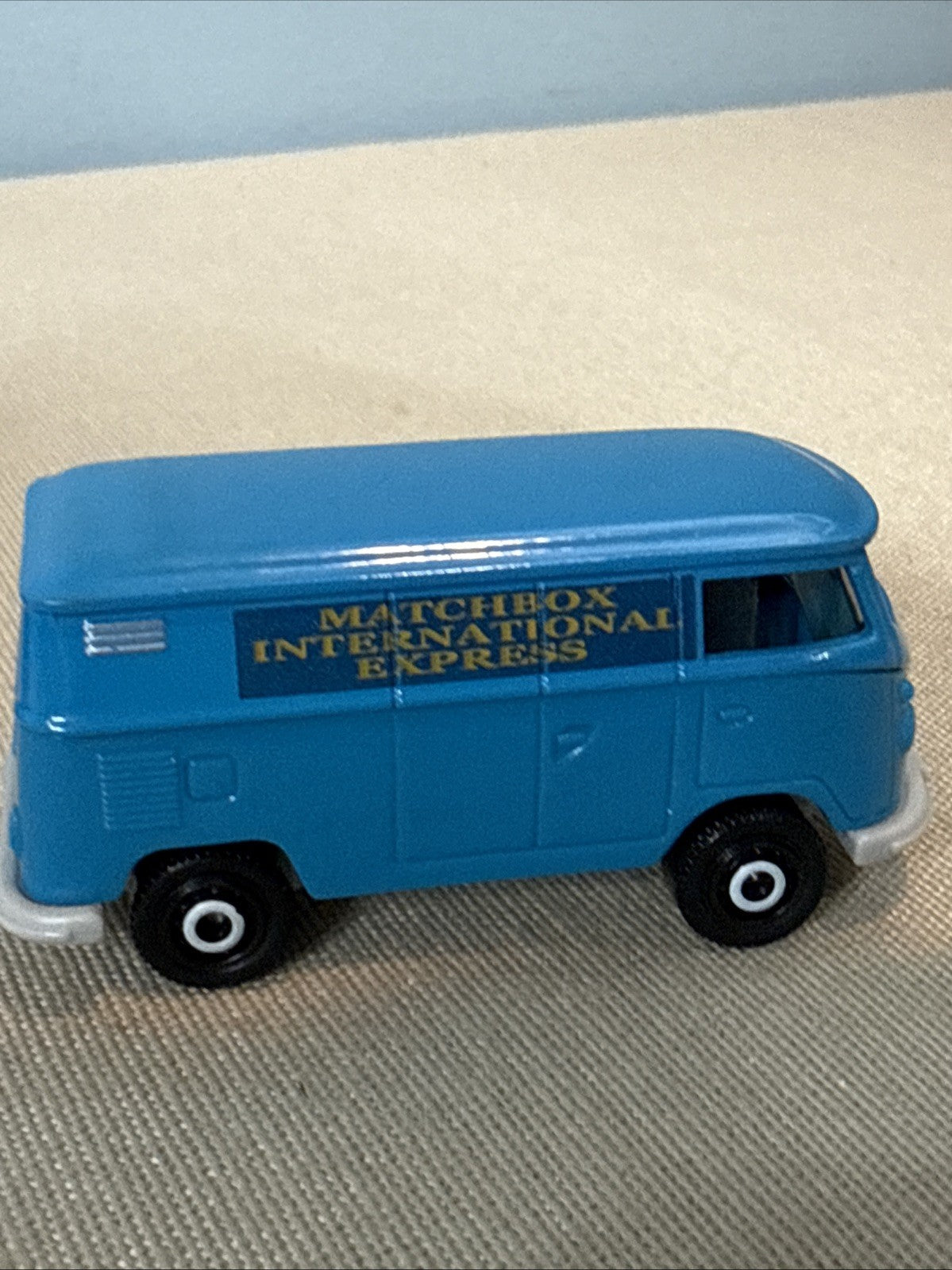 Vintage 1998 Hot Wheels 48 Car Blue Collector Case with 43 Diecast Cars 2000s