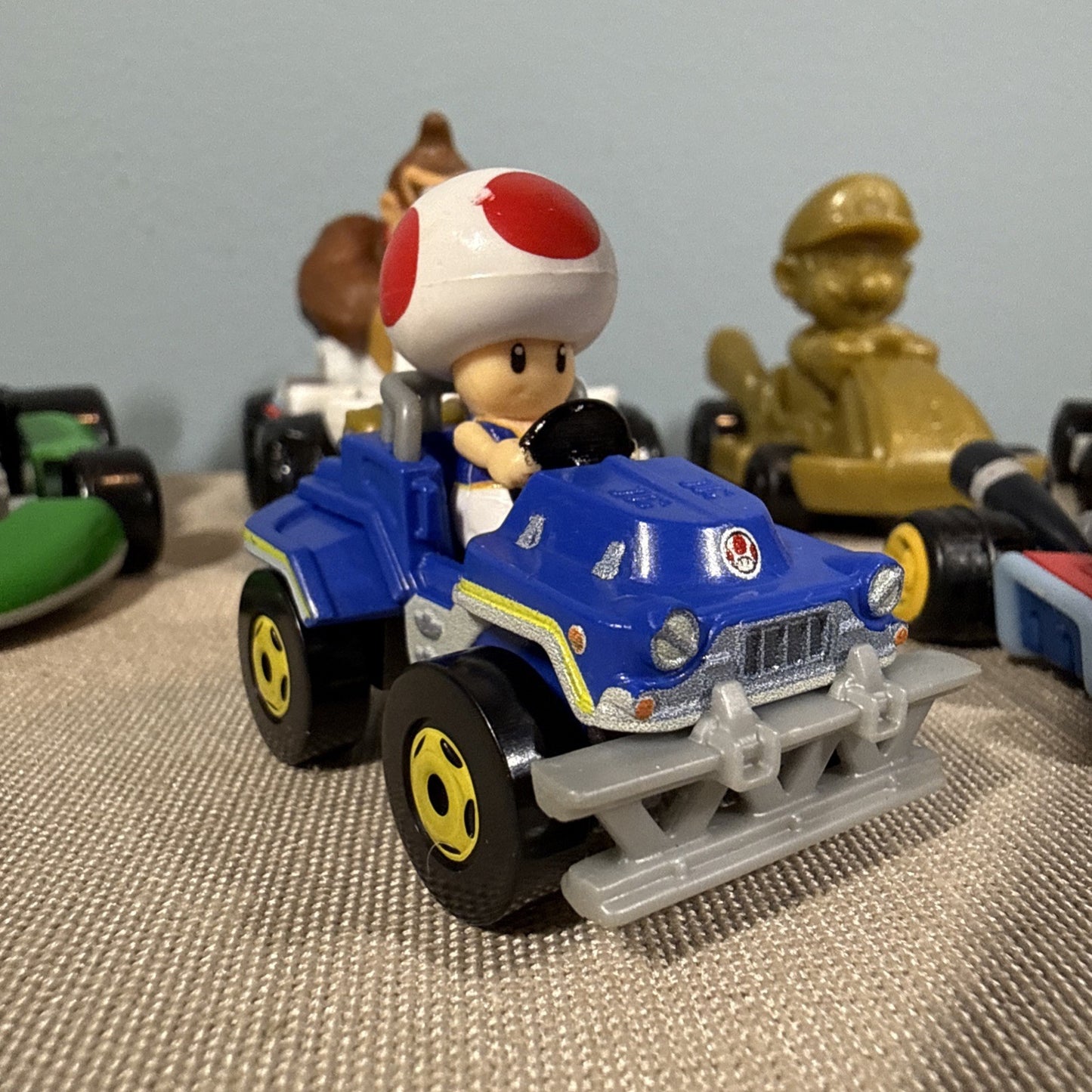Nintendo Mario Kart Figures Lot of 9 Peach Mario Luigi Toad Donkey Kong Shell