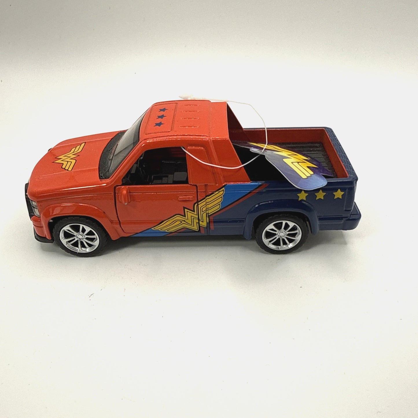 Wonder Woman Pickup Truck DC Universe Red Blue Yellow Toy Vehicle New with Tags