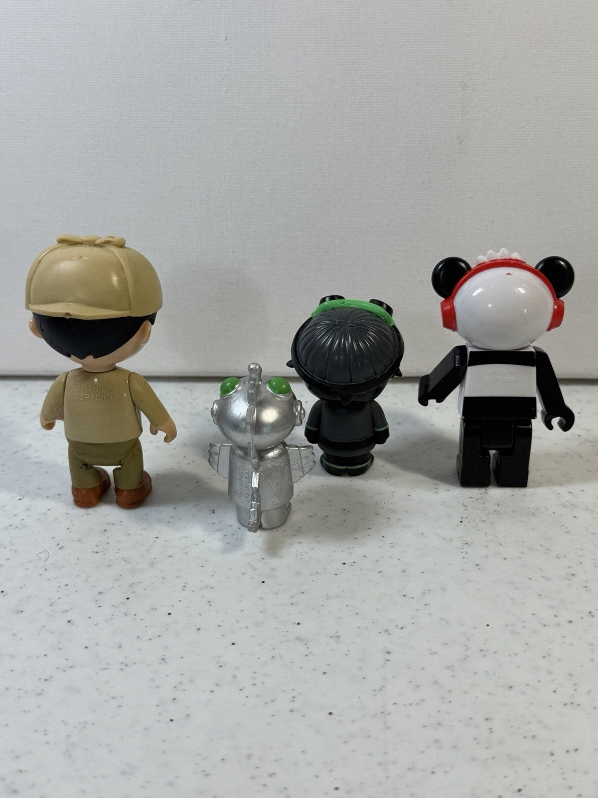 Ryans World Mini Figure Lot 7pc Combo Panda Gus The Gummy Gator Detective Ryan