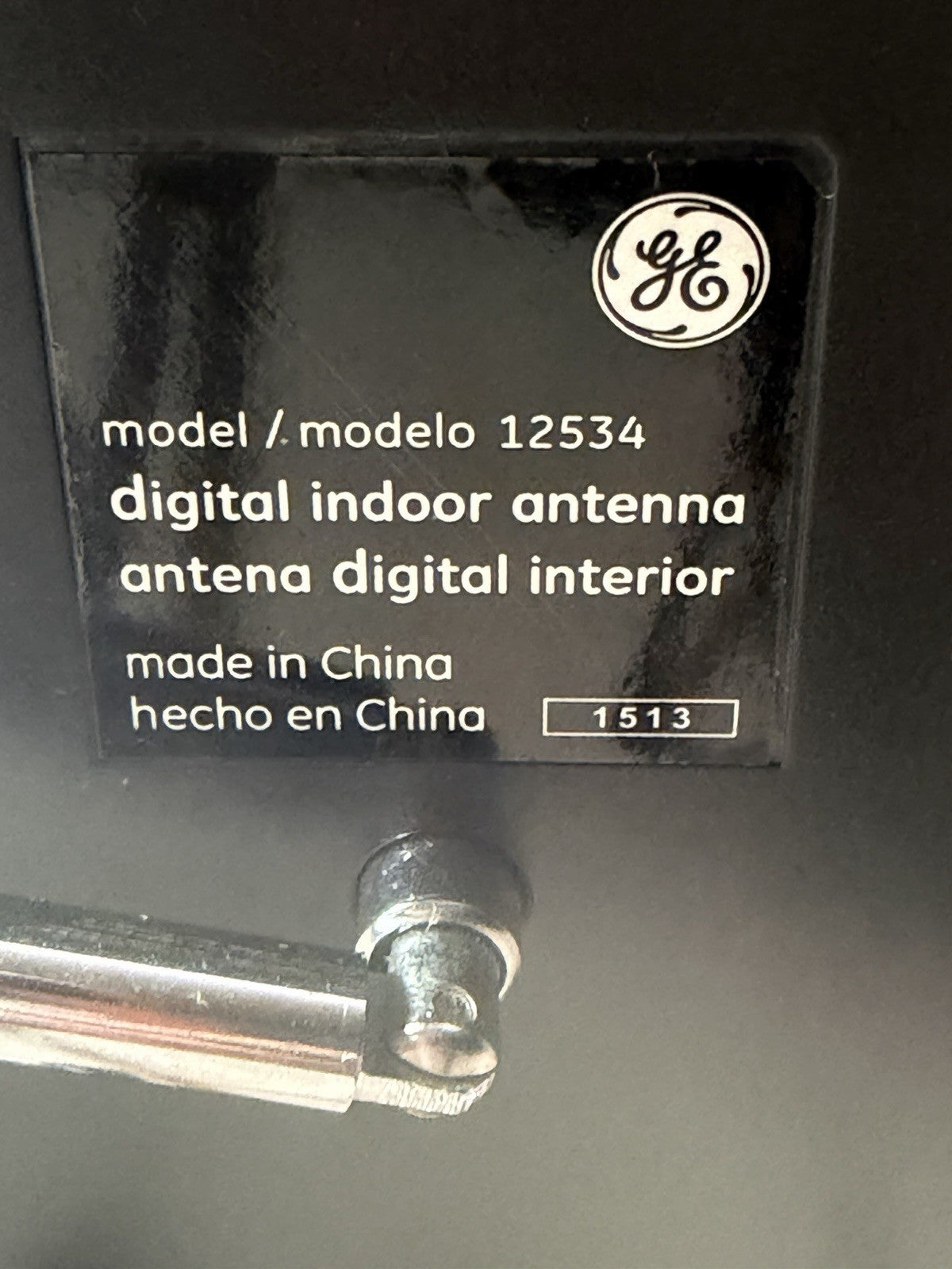 GE Amplified Indoor HD TV Antenna Model 12534 40 Mile Range Black