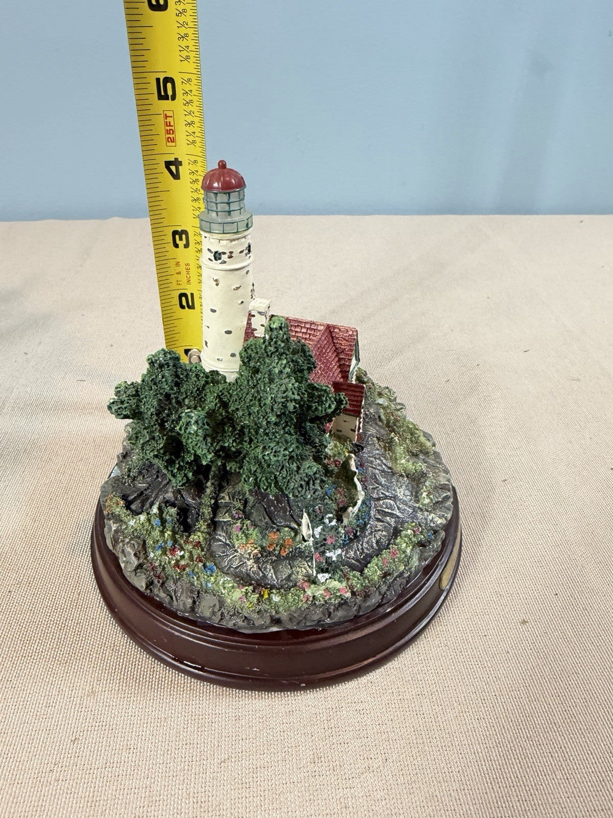 Thomas Kinkade Lighthouse Sculptures Clearing Storms Beacon of Hope Lot of 2