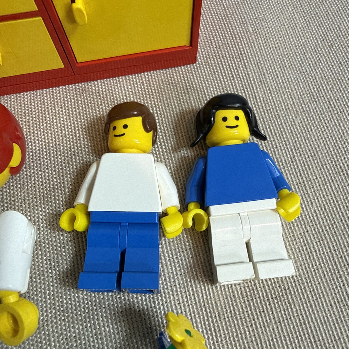 Vintage LEGO 268 Homemaker Family Room Set Minifigures Incomplete 1979 Parts