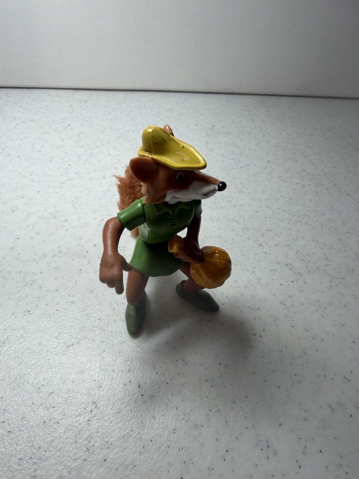 Vintage 1995 Disney Robin Hood Happy Meal Figure Fox Gold Sack McDonalds Toy