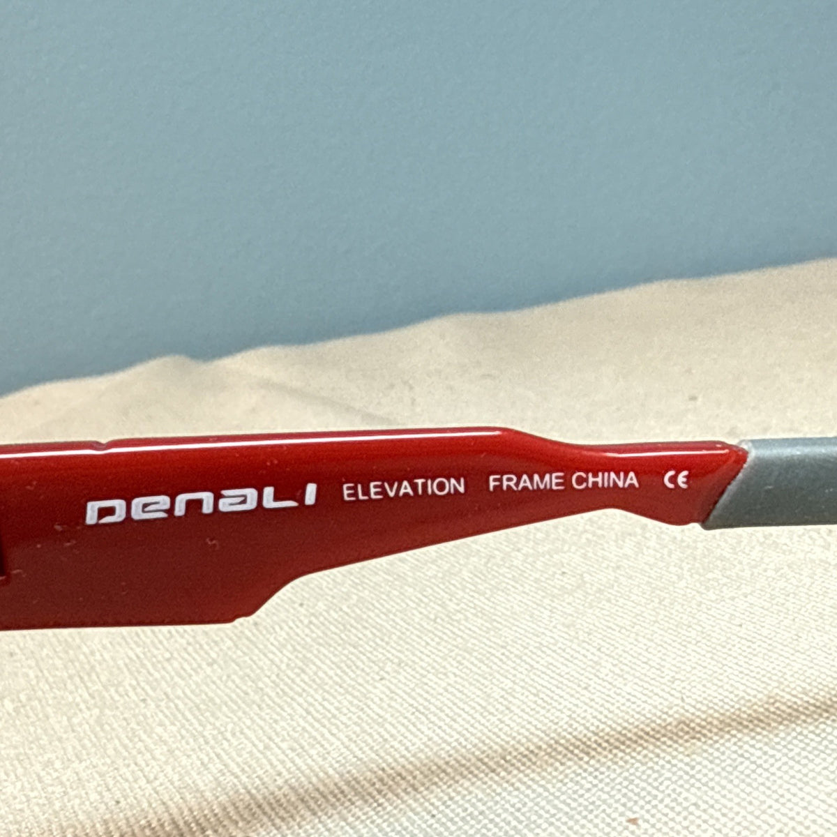 DENALI Elevation Sunglasses Red Gray Eyewear 58/15/135 Case New Sport Wrap Frame