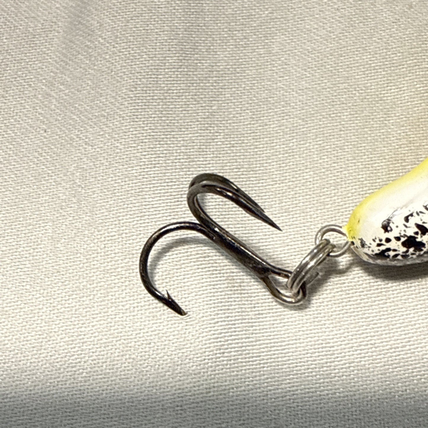 Lot of 2 Vintage Crankbait Fishing Lures Silver Shad Crawdad Bass