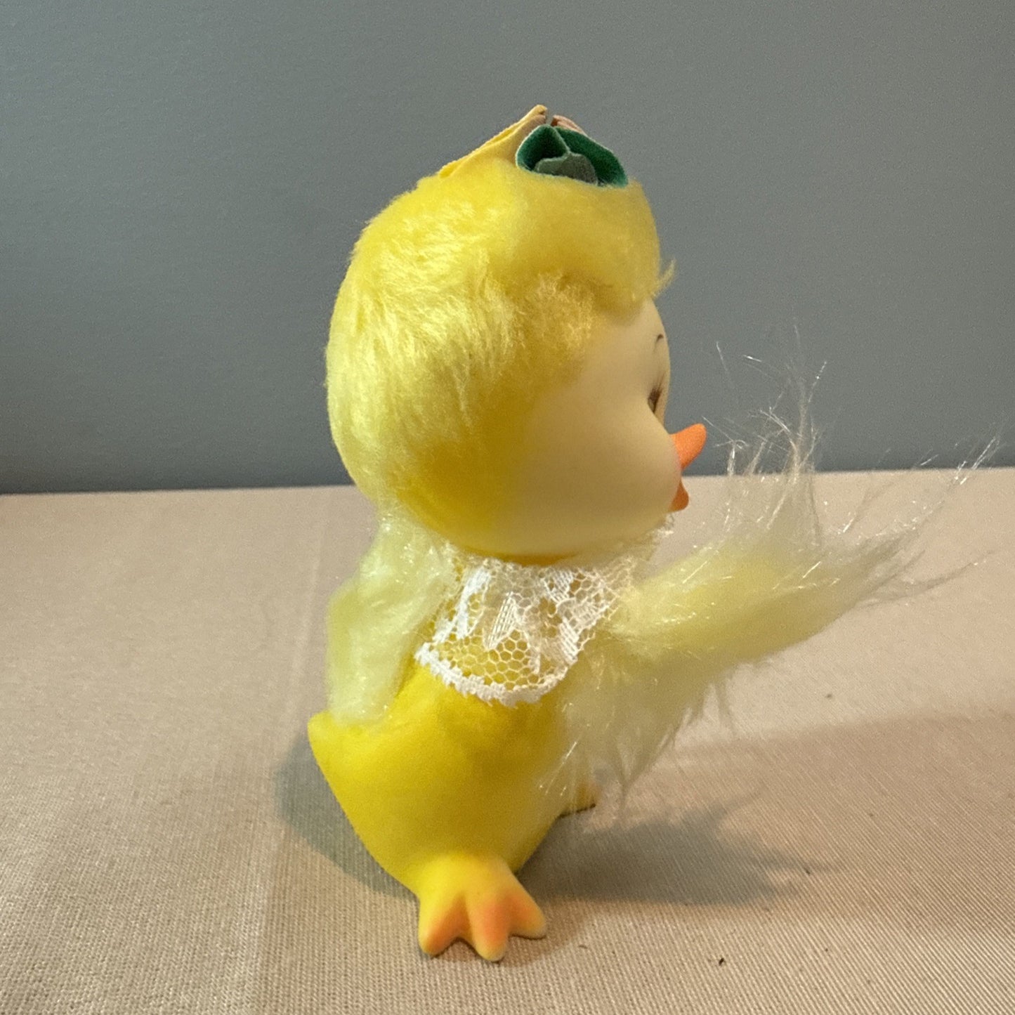 Vintage 1950s Daisy Chick Plush Rubber Face Easter Toy Flower Crown Japan