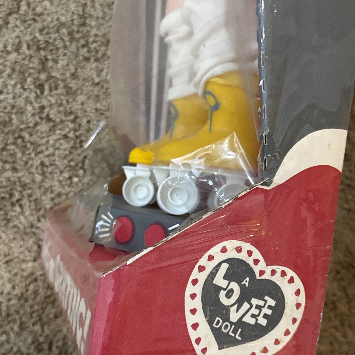 Vintage 1980 Roller Skating Lisa Doll 19” Brown Hair New In Original Box
