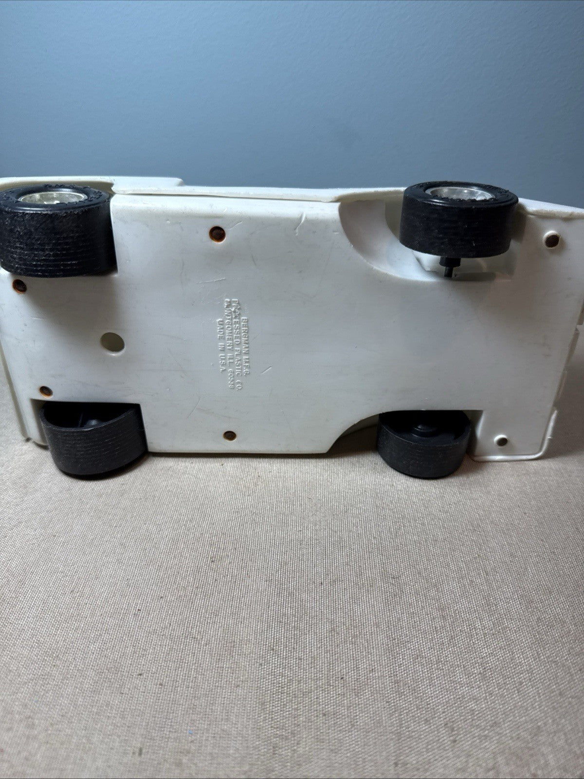 Vintage Bergman MFG Can Am Challenger Race Car No 7 Plastic Toy 1970 White