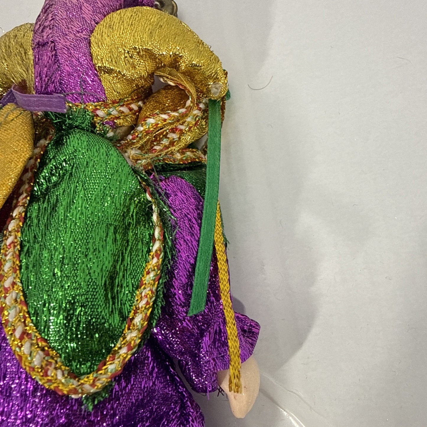 Fantastique New Orleans Jester Doll Porcelain Face Mardi Gras 6"