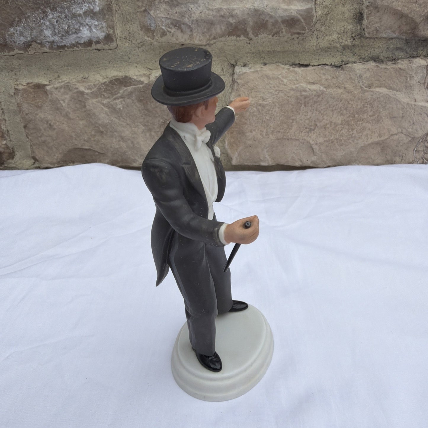Avon Fred Astaire Figurine 1984 Images of Hollywood Porcelain 7"x3"