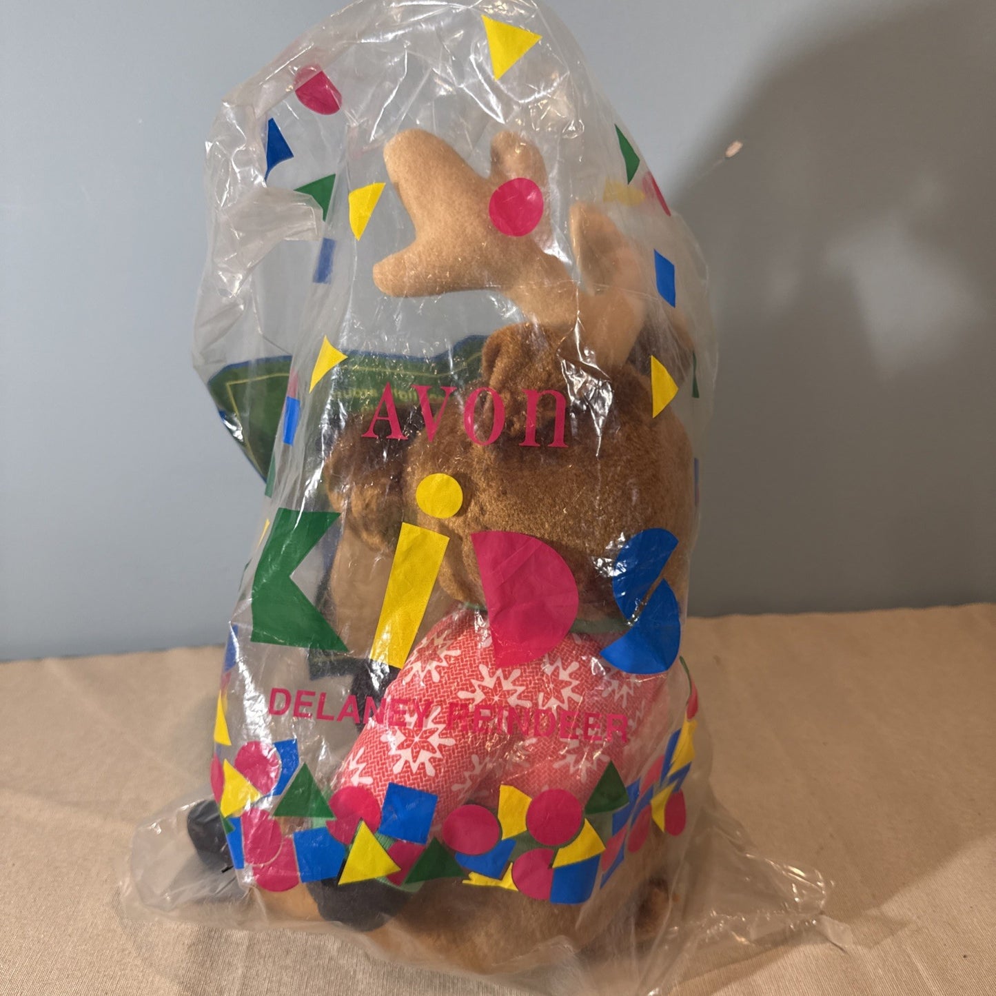 Vintage Avon Delaney Reindeer Plush 1993 Christmas NIP Holiday Toy
