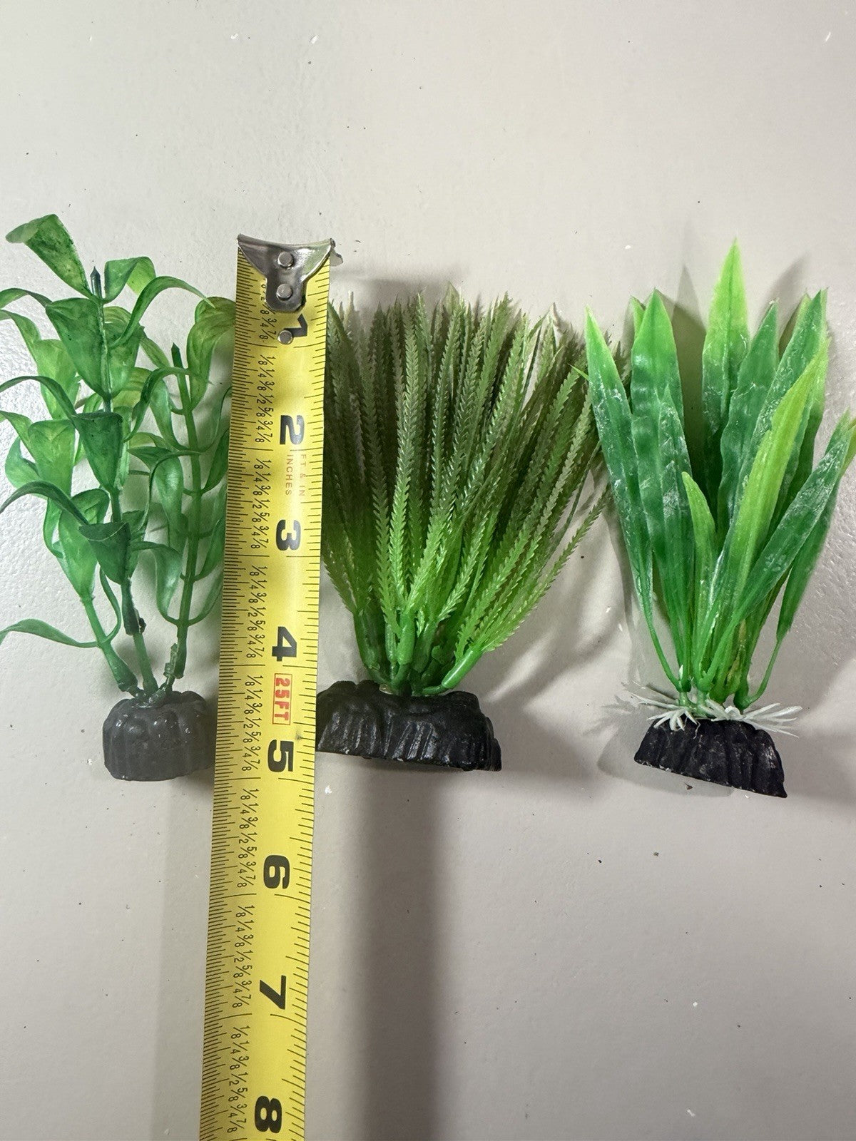 Artificial Aquarium Plants Lot Mixed Colors Sizes Plastic Fish Tank Greenery