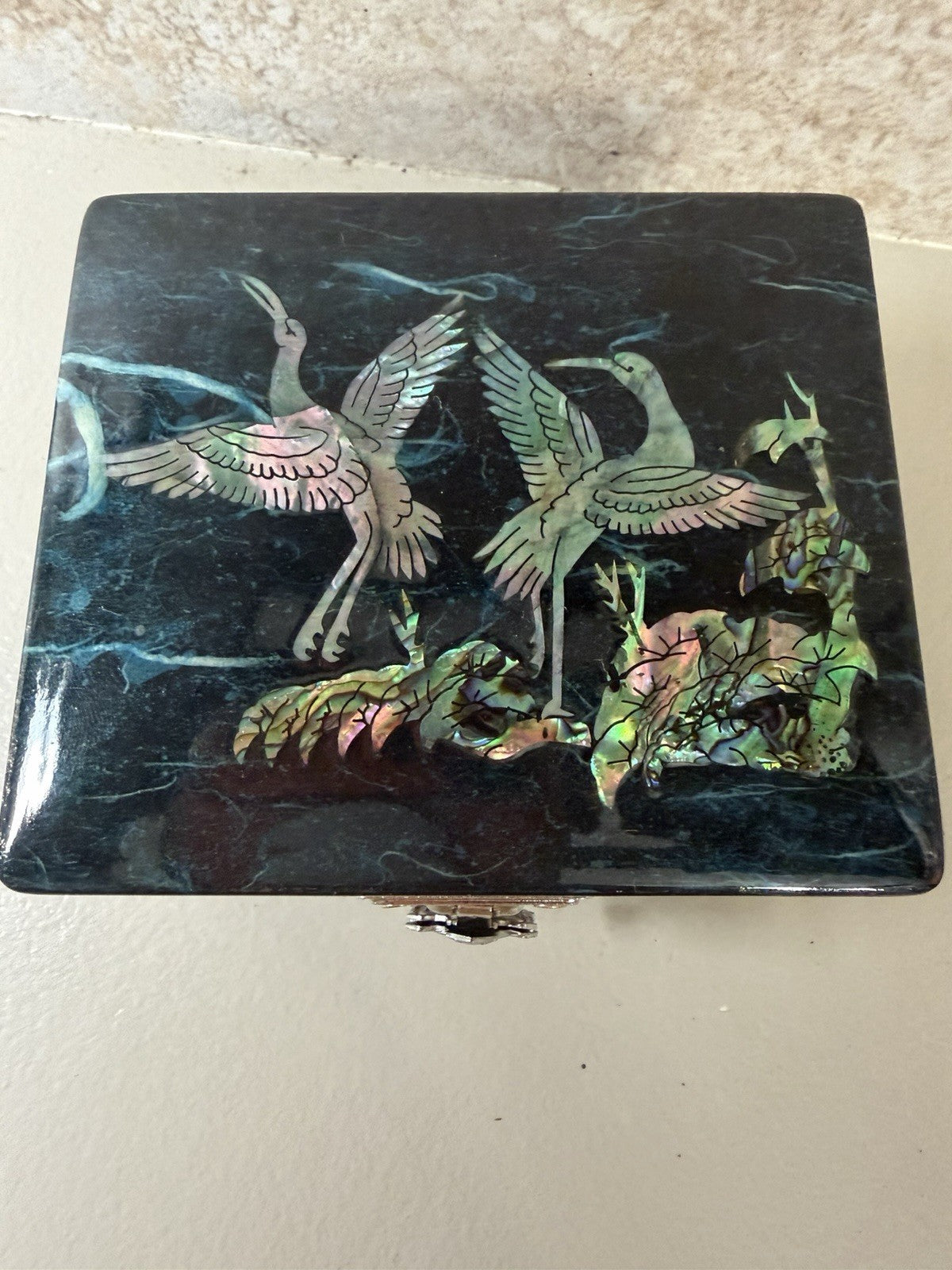 Vintage Korean Mother of Pearl Inlaid Lacquer Jewelry Box Red Velvet Mirror Case