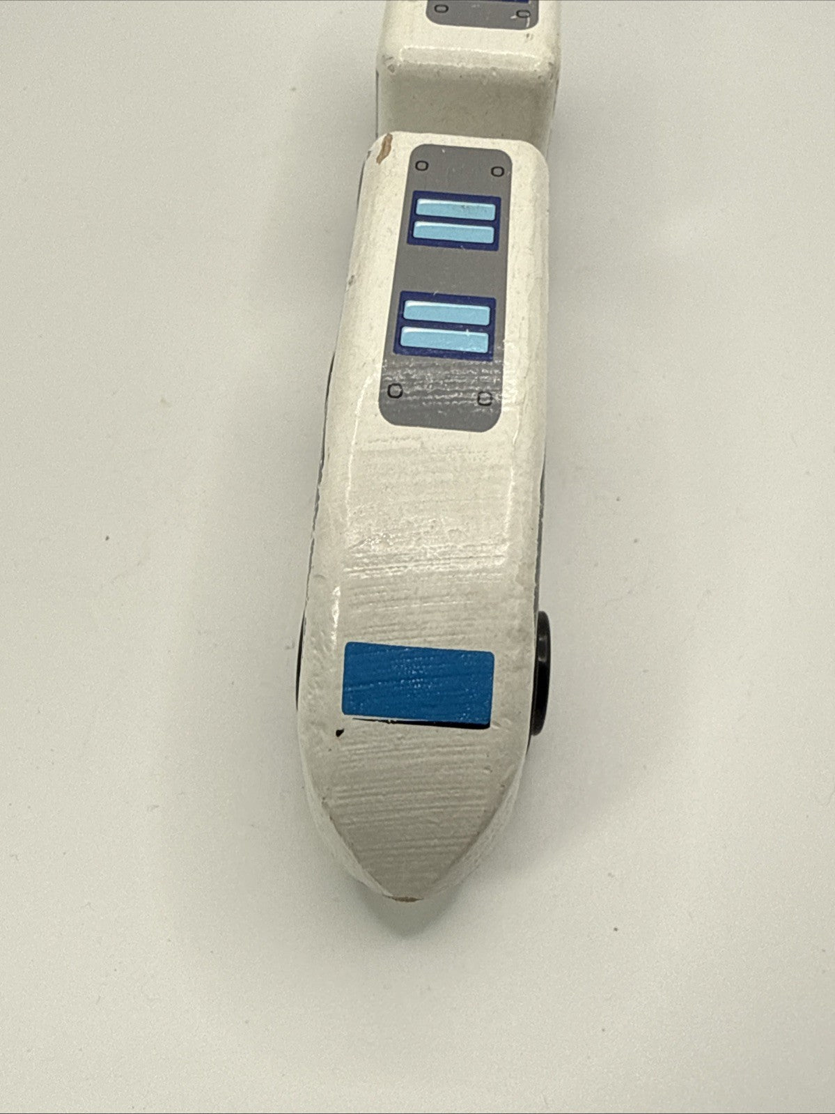 KidKraft Wooden Bullet Train Cars Magnetic Blue White Set
