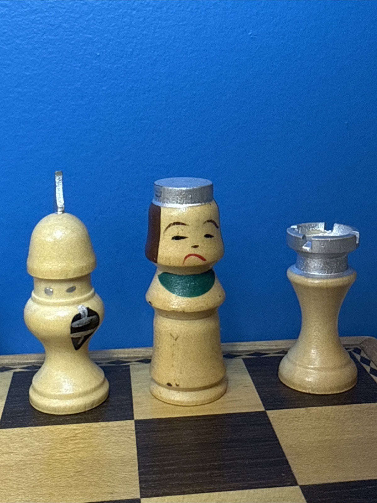 Vintage Japanese Kokeshi Wood Chess Set Hand Painted Pieces Folding Board Boxes