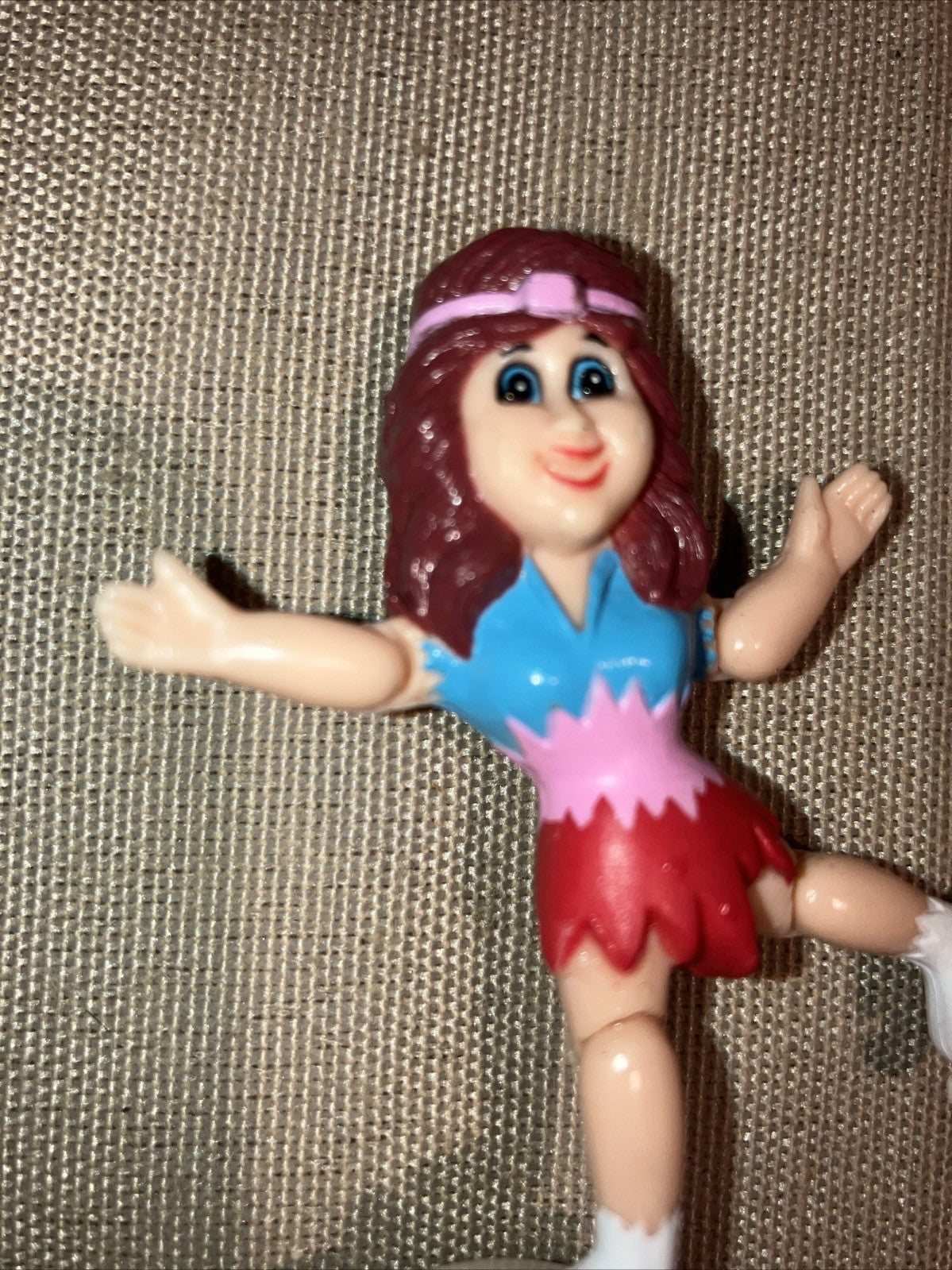 Vintage Ice Maidens PVC Figure Lot Of 2 Skaters Magnets Work